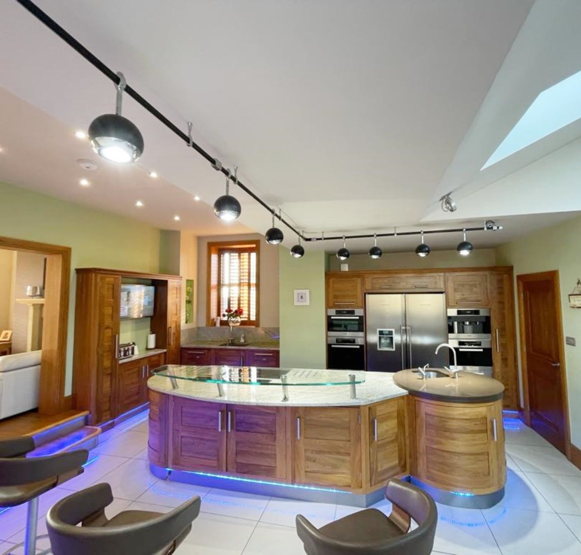 1 x Bespoke Curved Fitted Kitchen With Solid Wood Walnut Doors, Integrated Appliances, Granite Tops