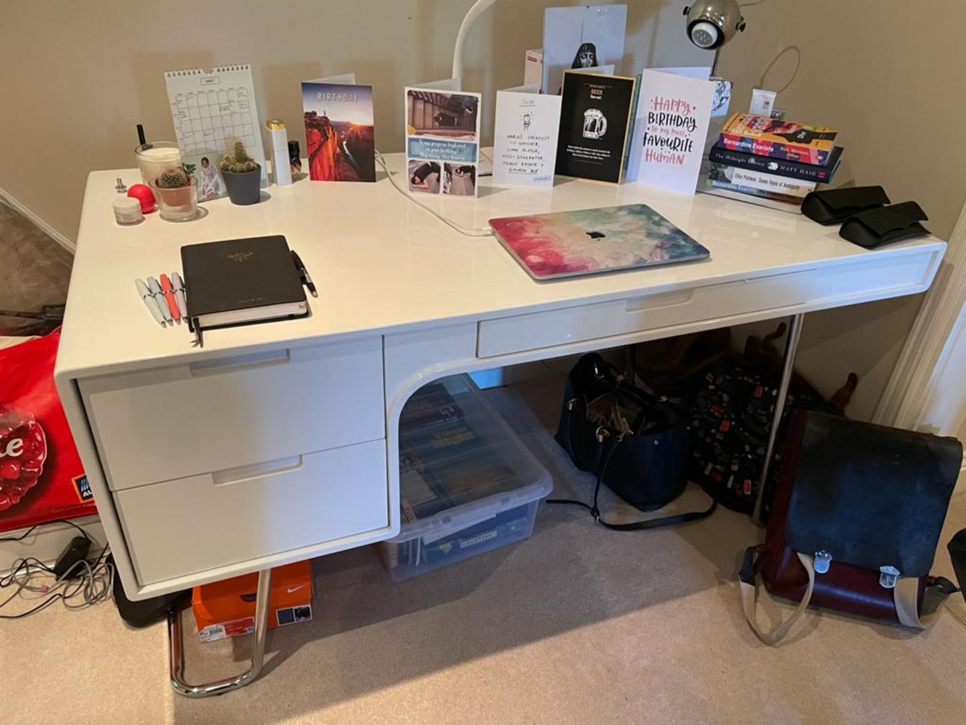 1 x Contemporary Home Office Desk in White Gloss With Chrome Legs and Three Drawers - Size: H70 x - Image 7 of 10