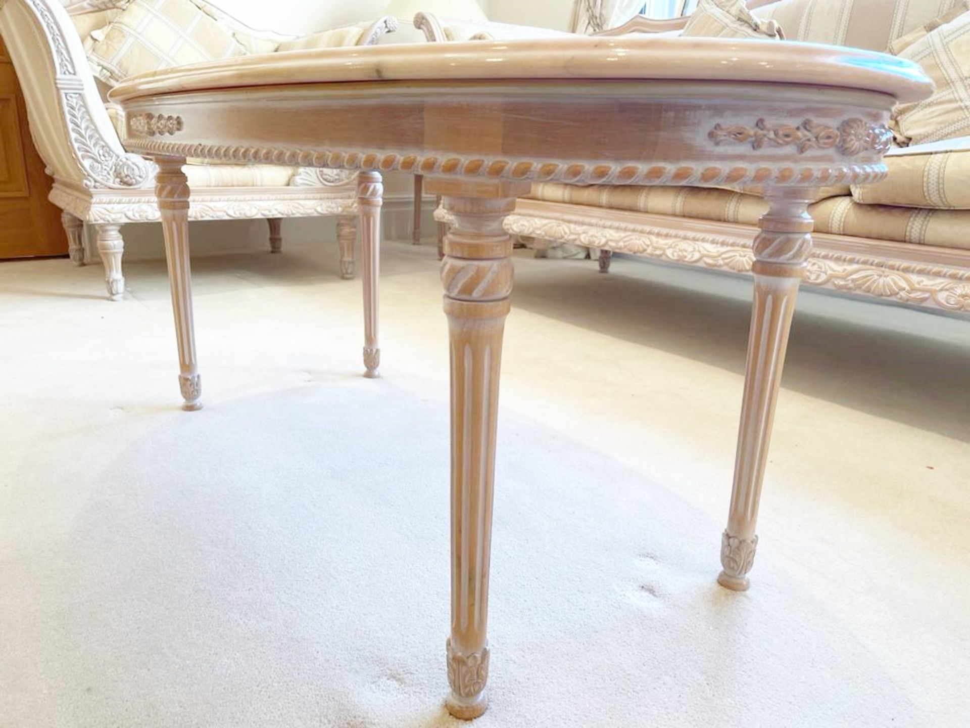 1 x French Shabby Chic Oval Coffee Table With Marble Top and Ornate Carved Base - Size: H50 x W118 x - Image 6 of 12