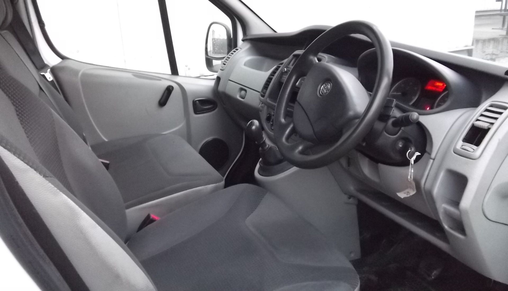 2014 Vauxhall Vivaro 2900 Cdti Lwb high roof panel van 5Dr - Image 9 of 12