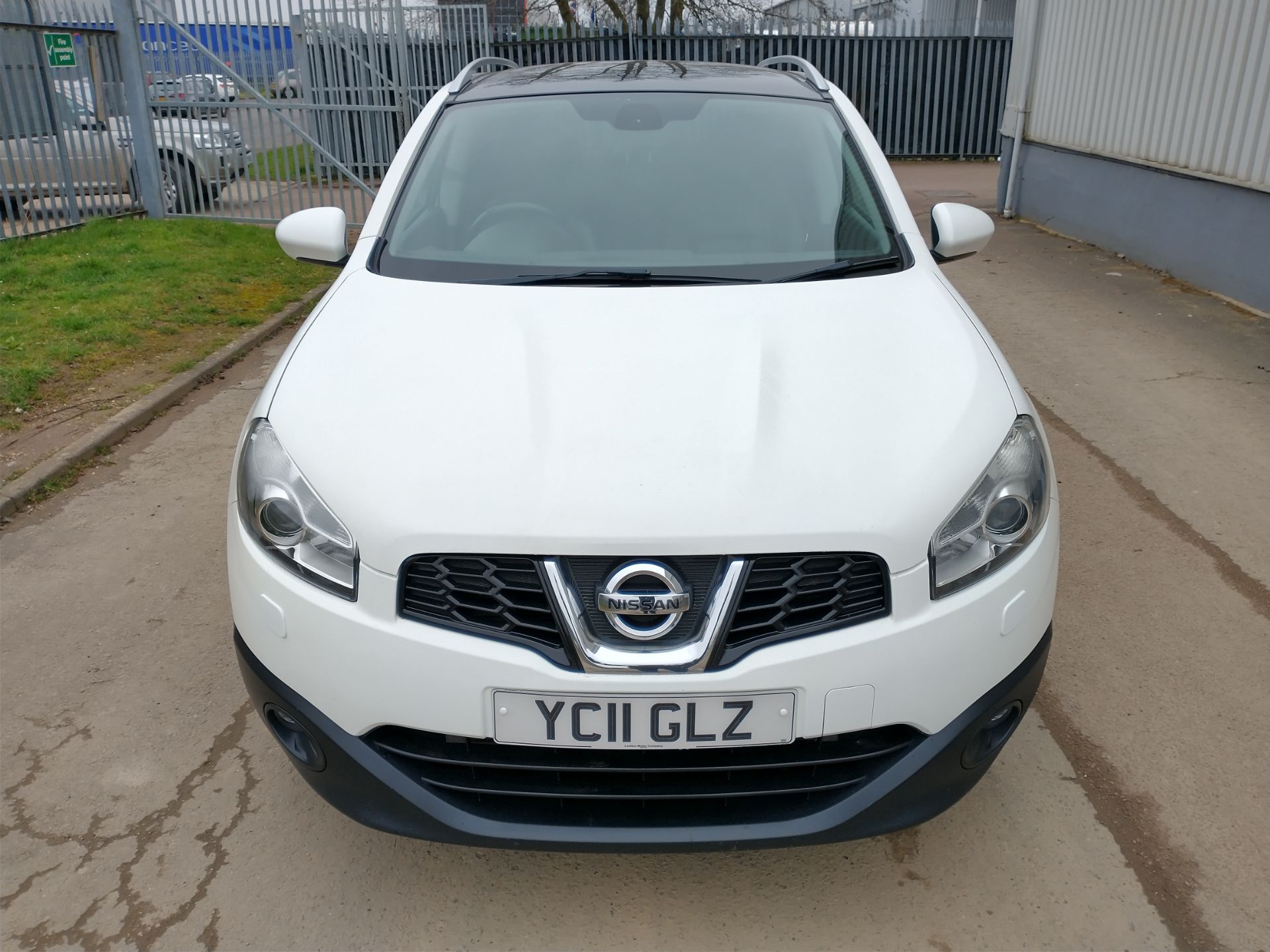 2011 Nissan Qashqai 2.0 5Dr SUV - CL505 - NO VAT ON THE HAMM - Image 9 of 18