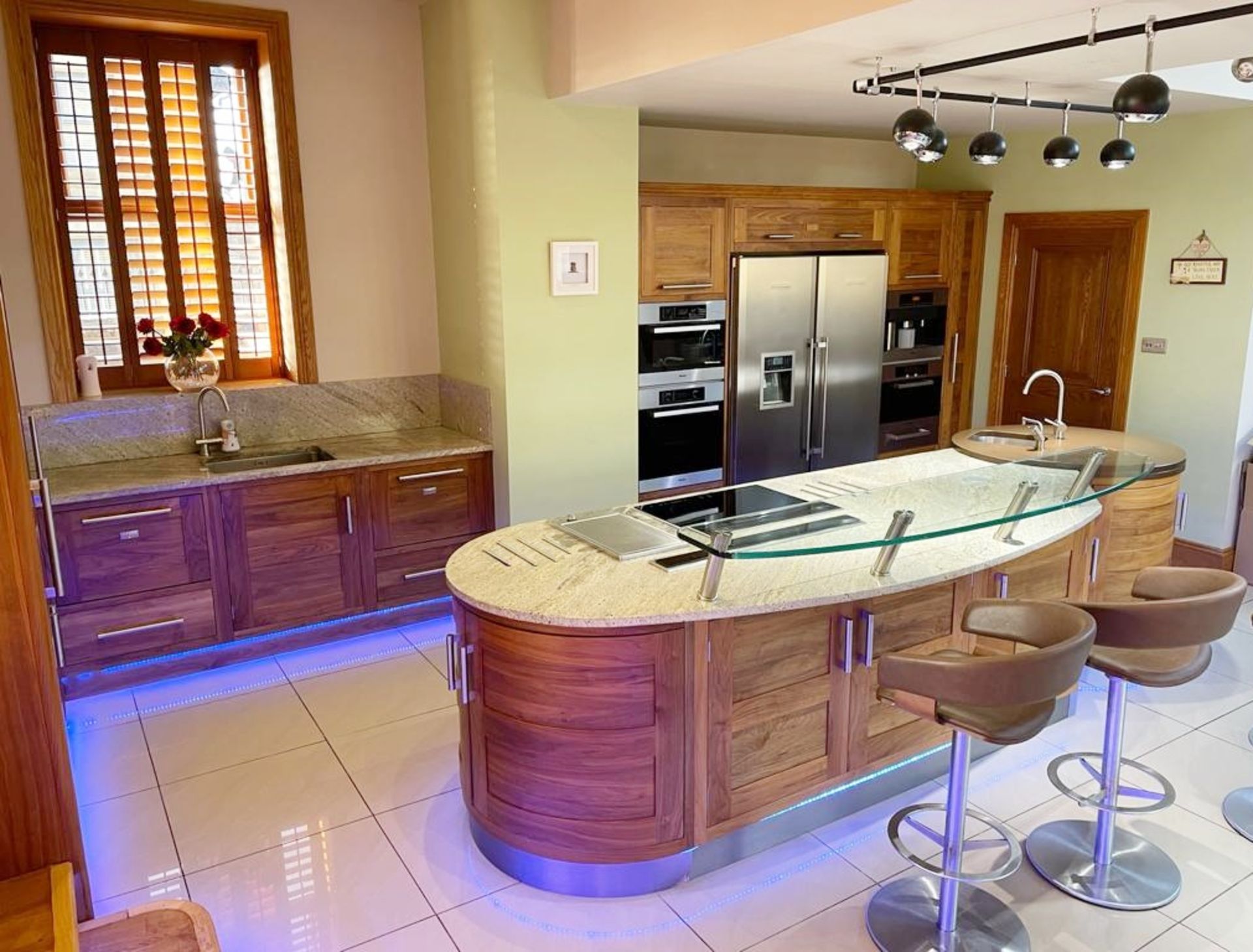 1 x Bespoke Curved Fitted Kitchen With Solid Wood Walnut Doors, Integrated Appliances, Granite Tops - Image 2 of 147