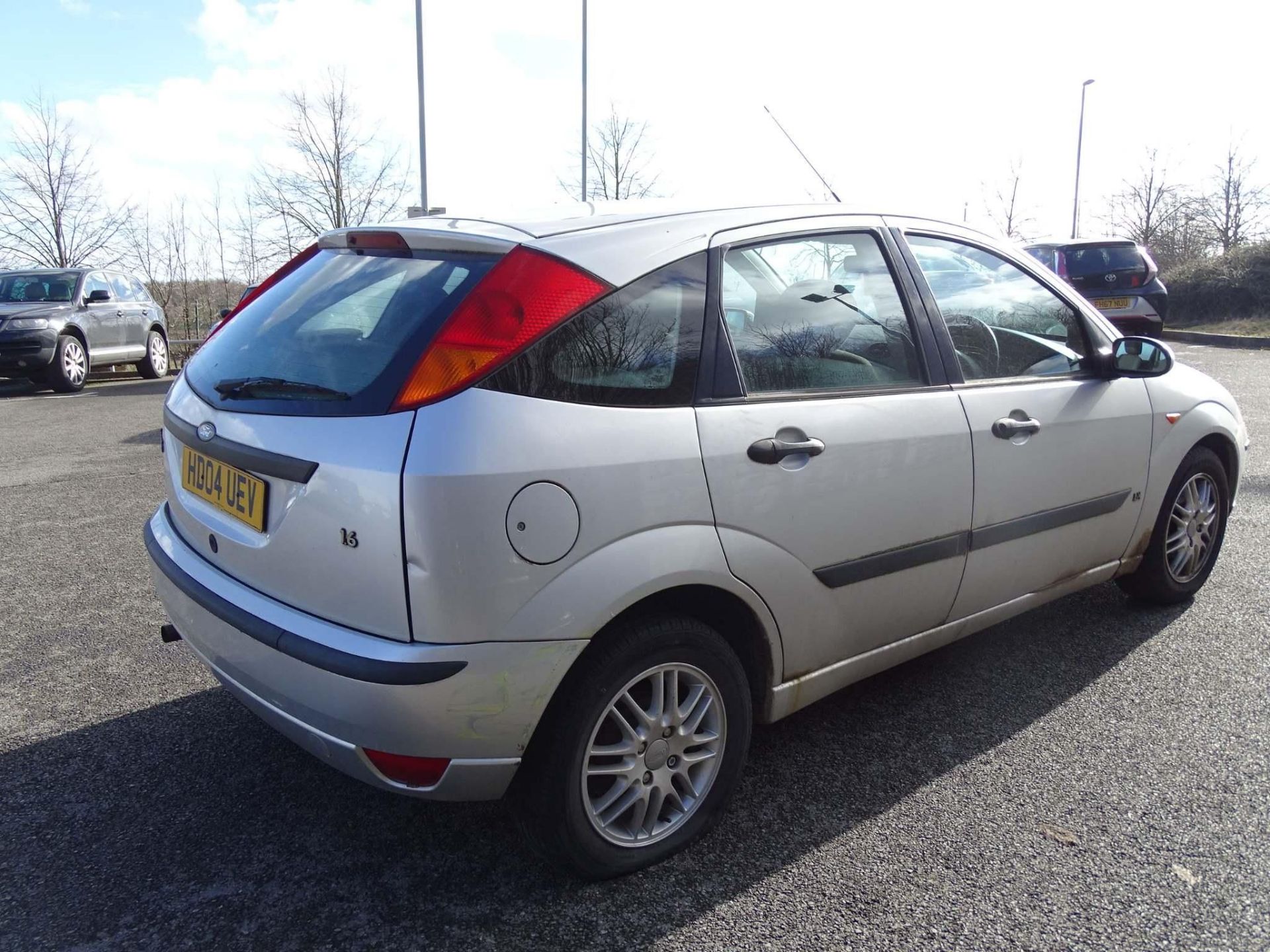 2004 Ford Focus 1.6 i 16v LX Hatchback 5dr - CL505 - NO VAT ON THE HAMM - Image 10 of 12