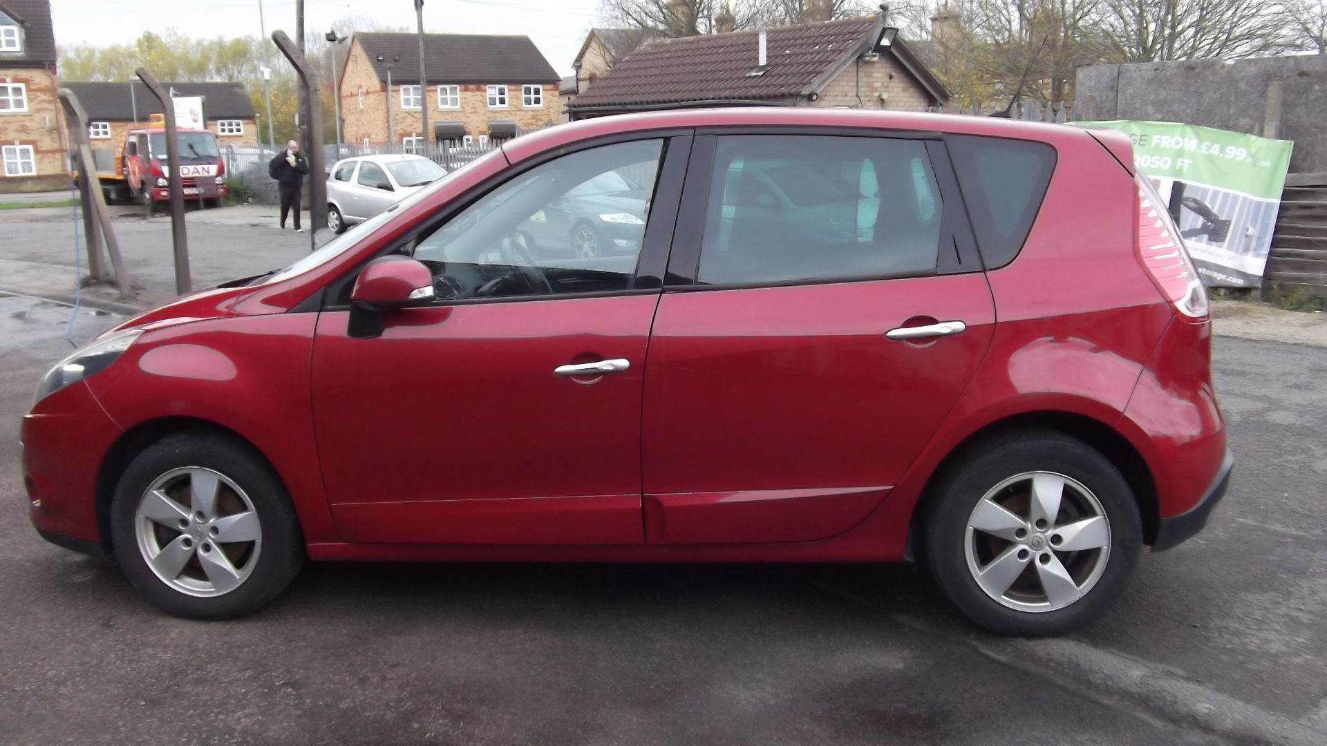 2011 Renault Scenic 1.5 DCI Dynamique Tom Tom 5 Door MPV - Image 15 of 17