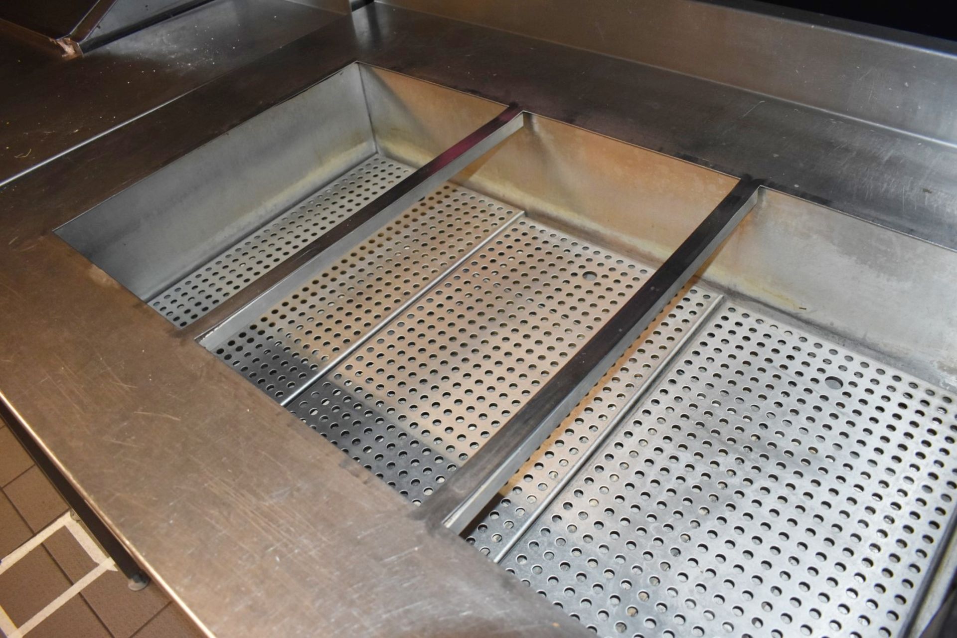 1 x Bespoke Stainless Steel Baine Marie Food Warmer Prep Unit - 230v - Large Size - H90 x W234 x - Image 9 of 12