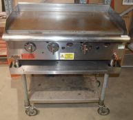 1 x APW Commercial Wyott Gas Griddle In Stainless Steel - Dimensions: H103 x W92 x D65cm - Very