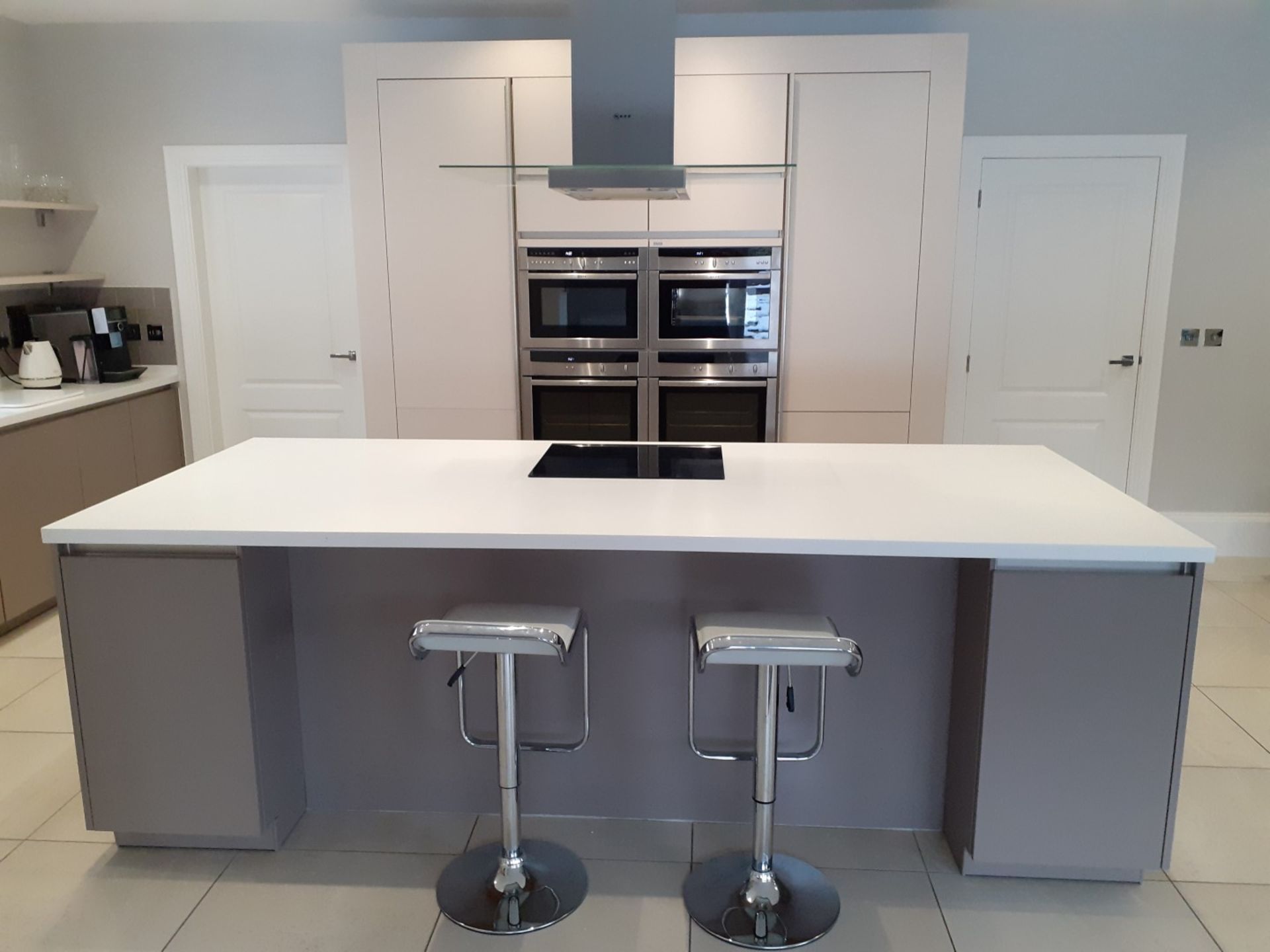 1 x SieMatic Handleless Fitted Kitchen With Intergrated NEFF Appliances, Corian Worktops And Island - Image 73 of 92