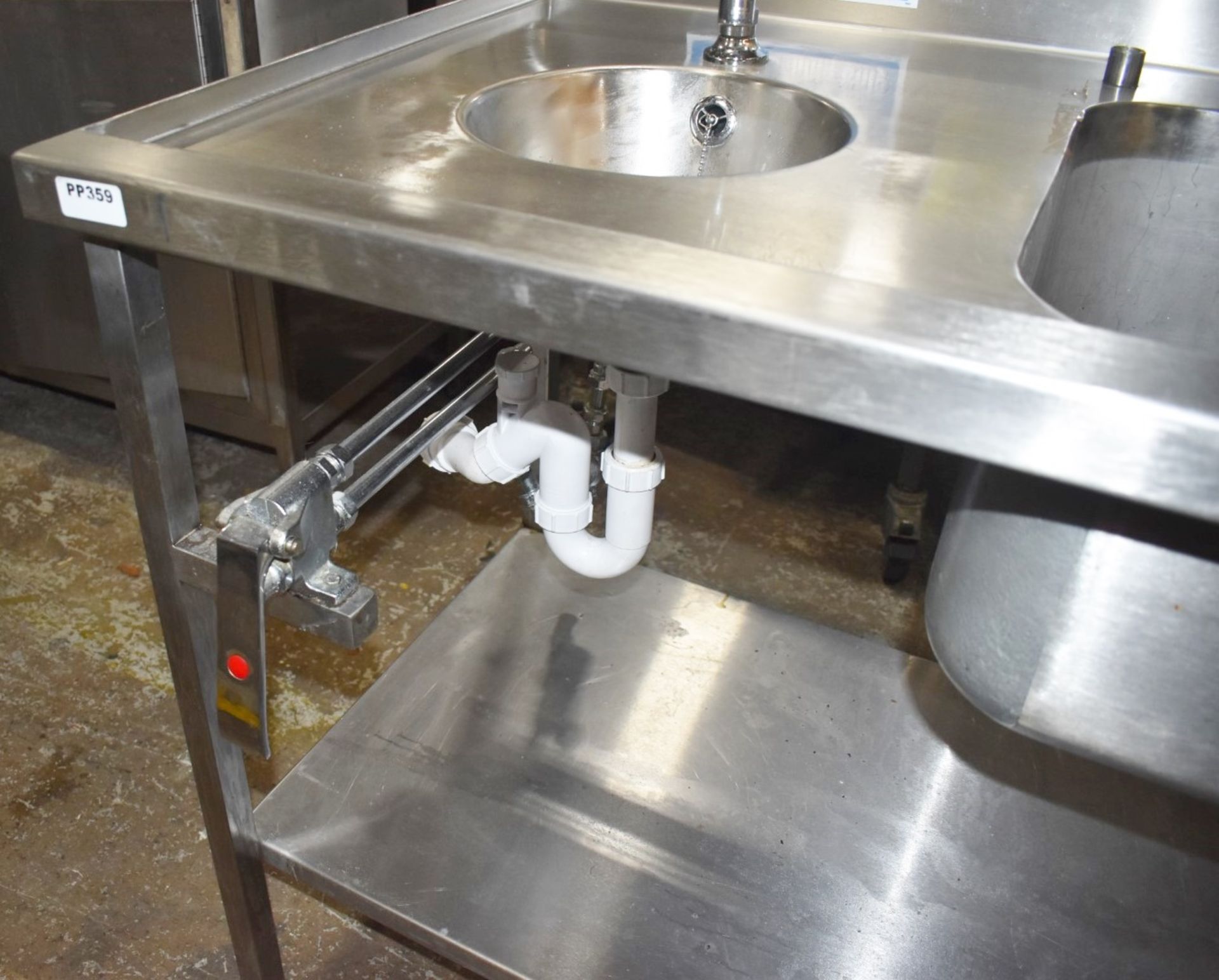 1 x Commercial Kitchen Wash Station With Two Large Sink Bowls, Mixer Taps, Drainer, Handfree Wash - Image 4 of 8