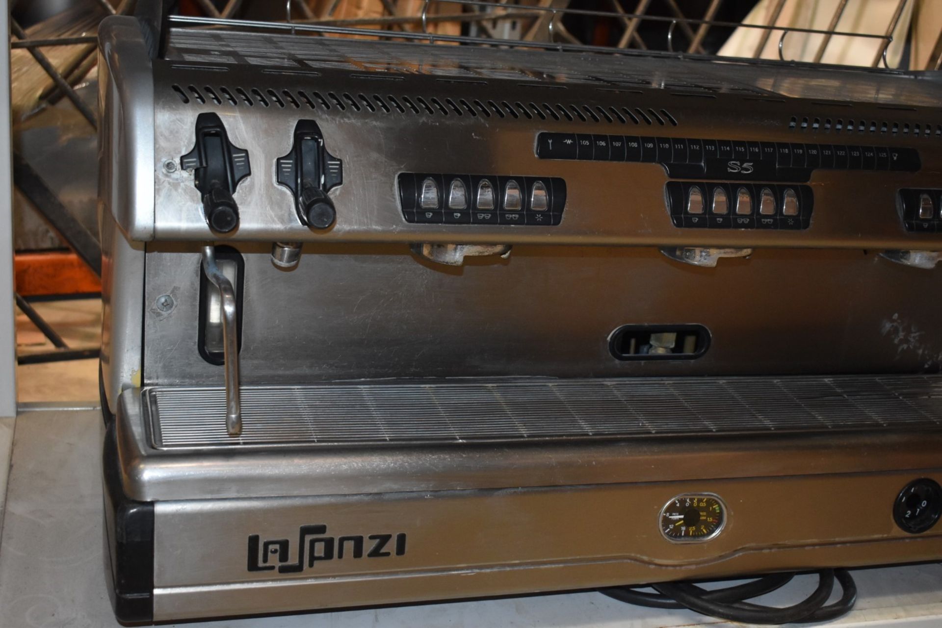 1 x LaSpaziale Commercial Three Group Espresso Coffee Machine With Stainless Steel Finish - Size H49 - Image 2 of 5