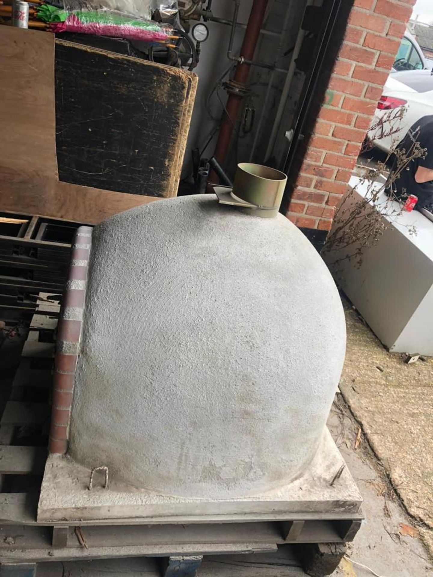 1 x Prestige Outdoor Wood-Burning Pizza Oven - CL548 - Location: Near Oadby, Leicestershire - Image 2 of 5