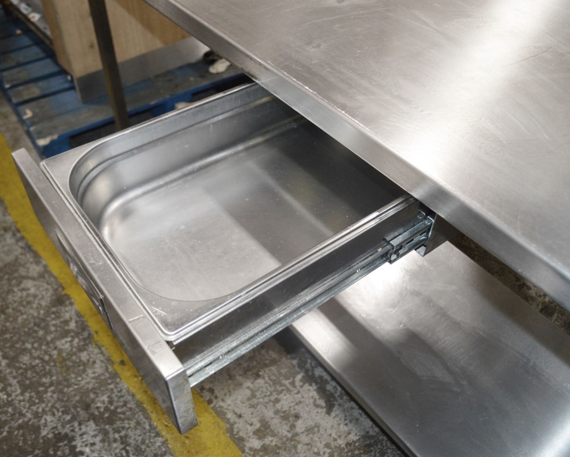1 x Stainless Steel Commercial Kitchen Prep Bench With Upstand - Dimensions: H91 x W170 x D65cm - - Image 3 of 4
