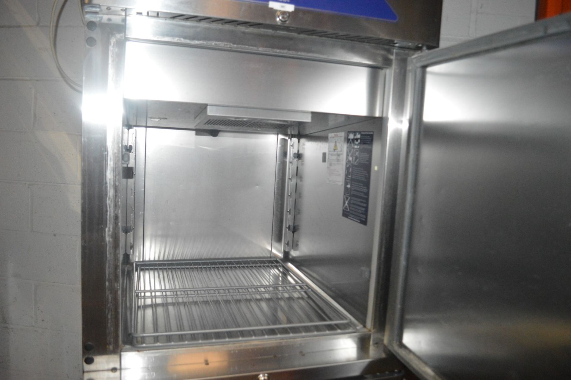 1 x Williams Commercial Stainless Steel Upright 2-Door Refrigerated Unit (HLG1TSS) - Dimensions: - Image 7 of 9