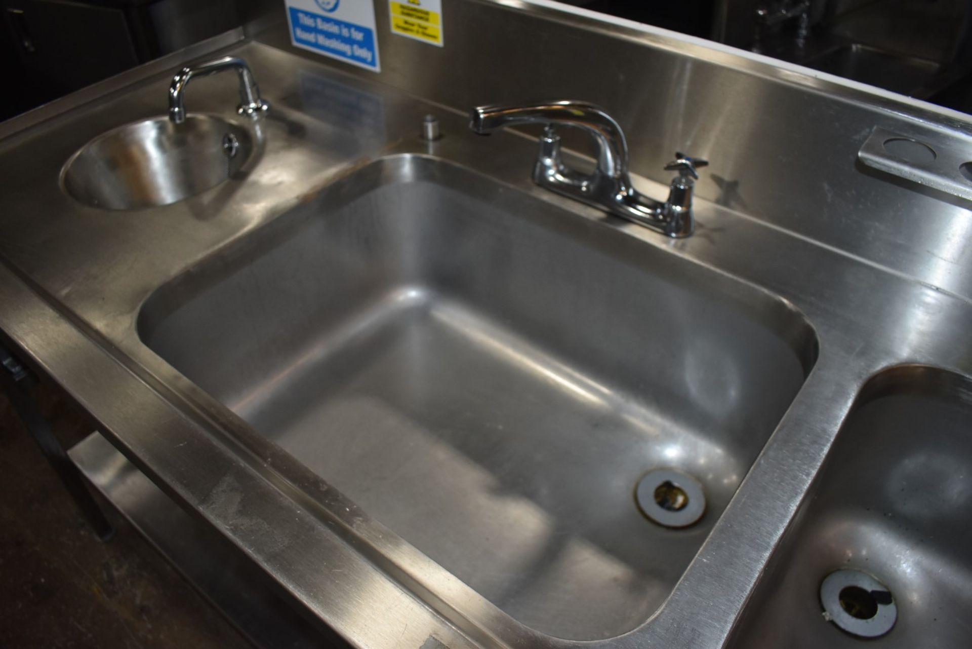 1 x Commercial Kitchen Wash Station With Two Large Sink Bowls, Mixer Taps, Drainer, Handfree Wash - Image 3 of 8