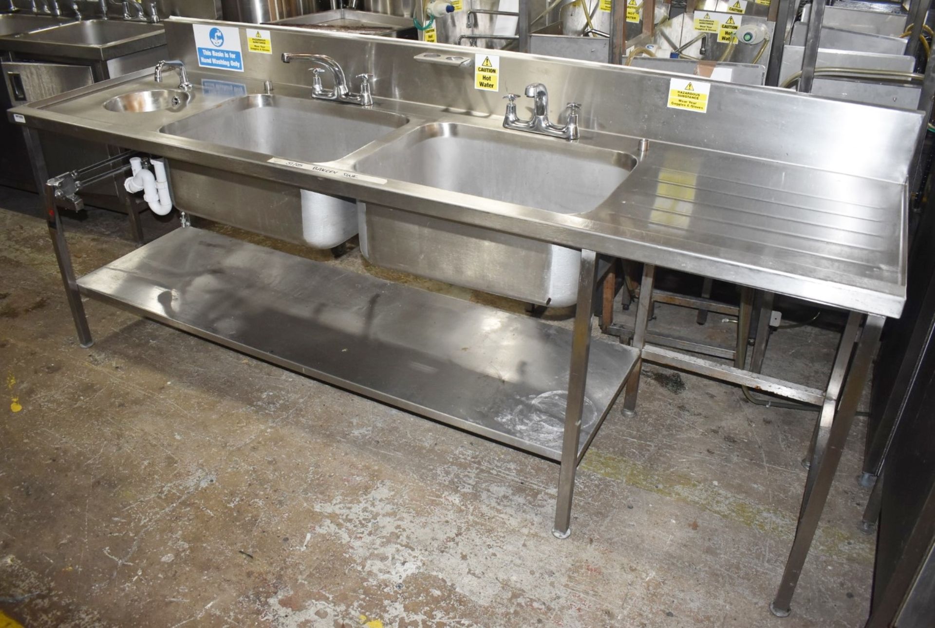 1 x Commercial Kitchen Wash Station With Two Large Sink Bowls, Mixer Taps, Drainer, Handfree Wash