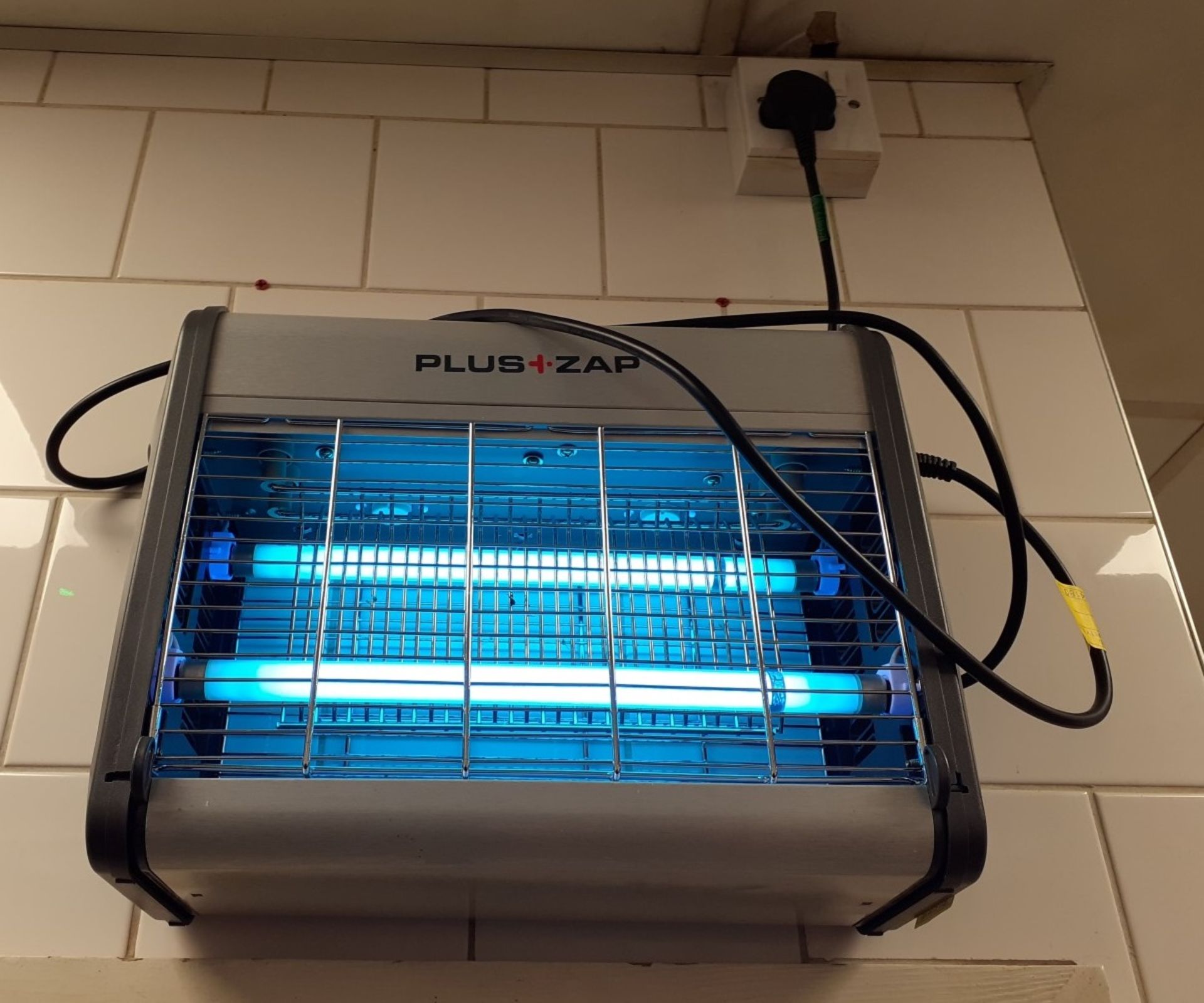 1 x Commercial Kitchen Fly Zapper - Recently Removed From A Working Restaurant Kitchen Environment