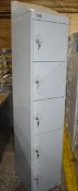 1 x Link Biocote 5 Door Staff Locker in Grey With Keys and Anti Clutter Slope Top - Very Good Pre-