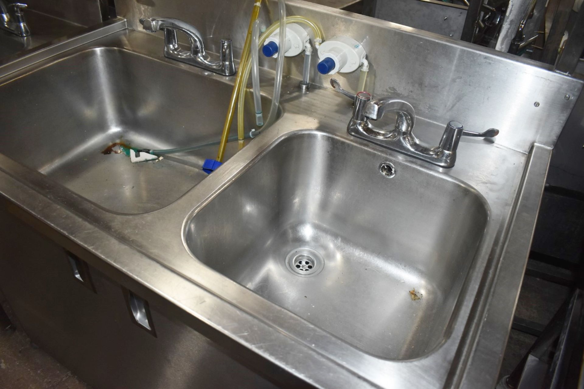 1 x Commercial Kitchen Wash Station With Two Large Sink Bowls, Mixer Taps, Overhead Drying Rack - Image 3 of 7