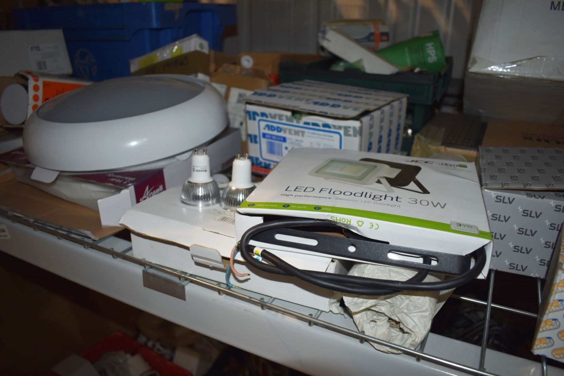 Large Assorted Job Lot - Many Various Items Included - Light Fittings, Bulbs, Emergency Exit Signs - Image 15 of 30