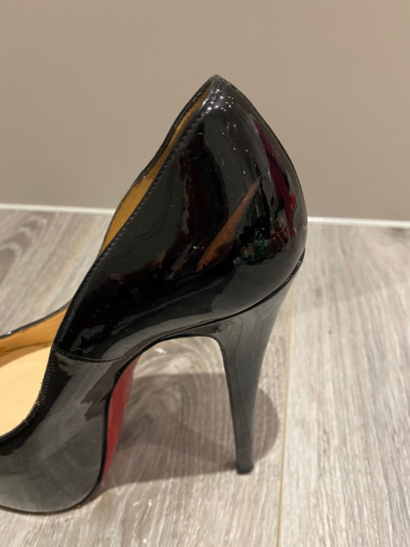 1 x Pair Of Genuine Christain Louboutin High Heel Shoes In Black - Size: 36.5 - Preowned in Worn Con - Image 3 of 5