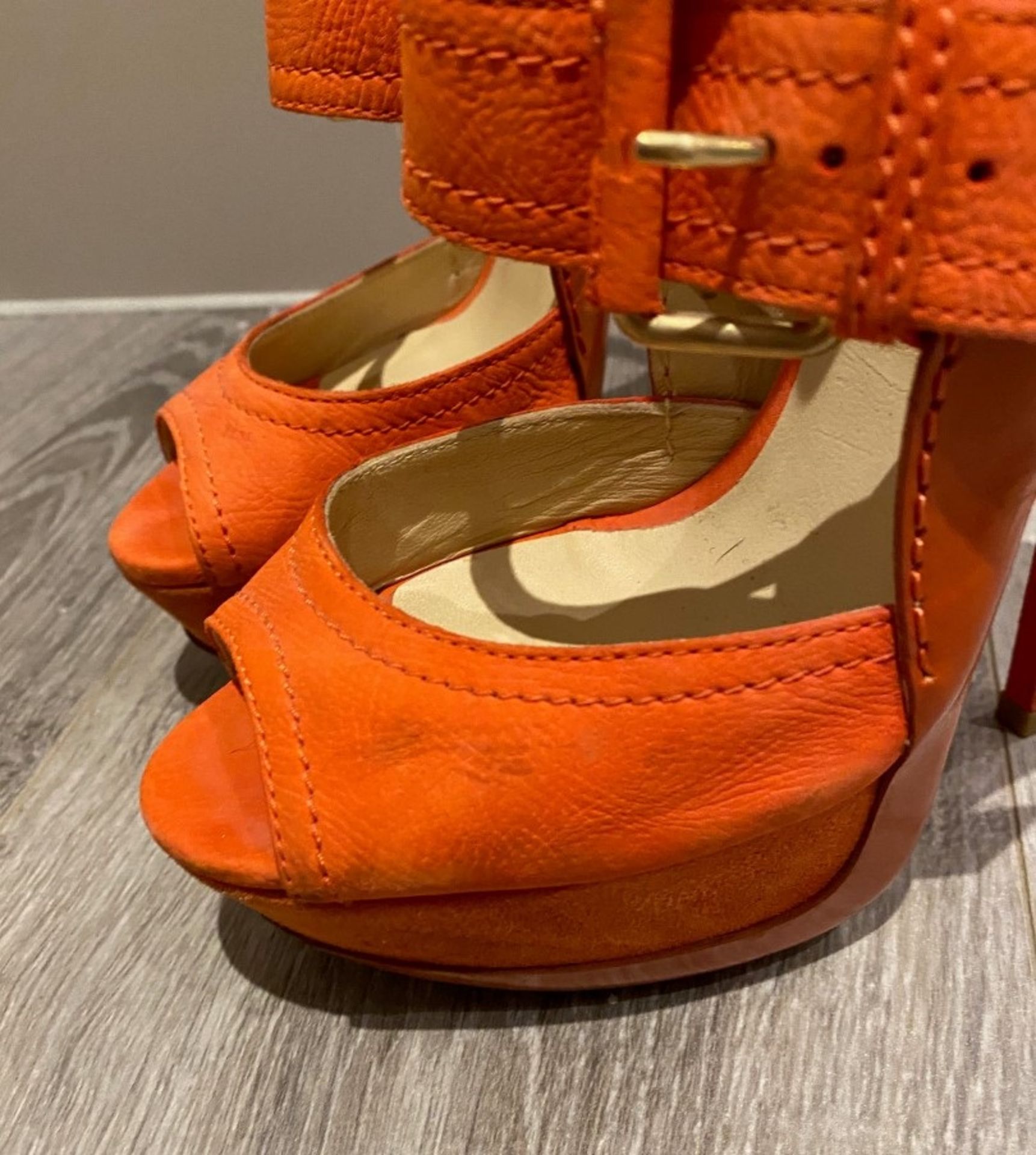 1 x Pair Of Genuine Jimmy Choo High Heel Shoes In Orange - Size: 36 - Preowned in Good Condition - R - Image 2 of 5