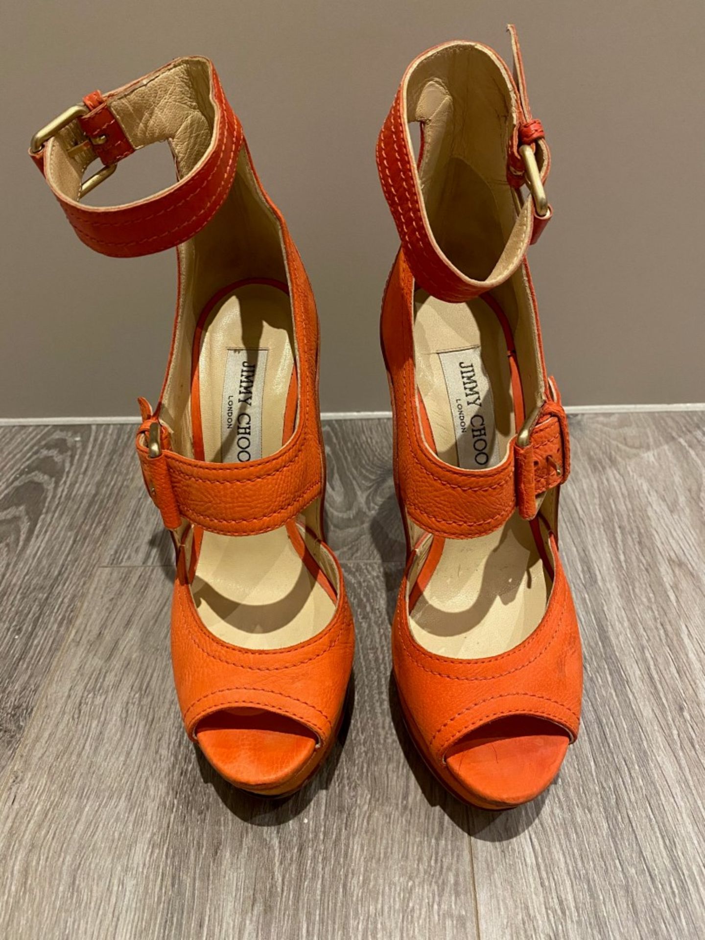 1 x Pair Of Genuine Jimmy Choo High Heel Shoes In Orange - Size: 36 - Preowned in Good Condition - R - Image 3 of 5
