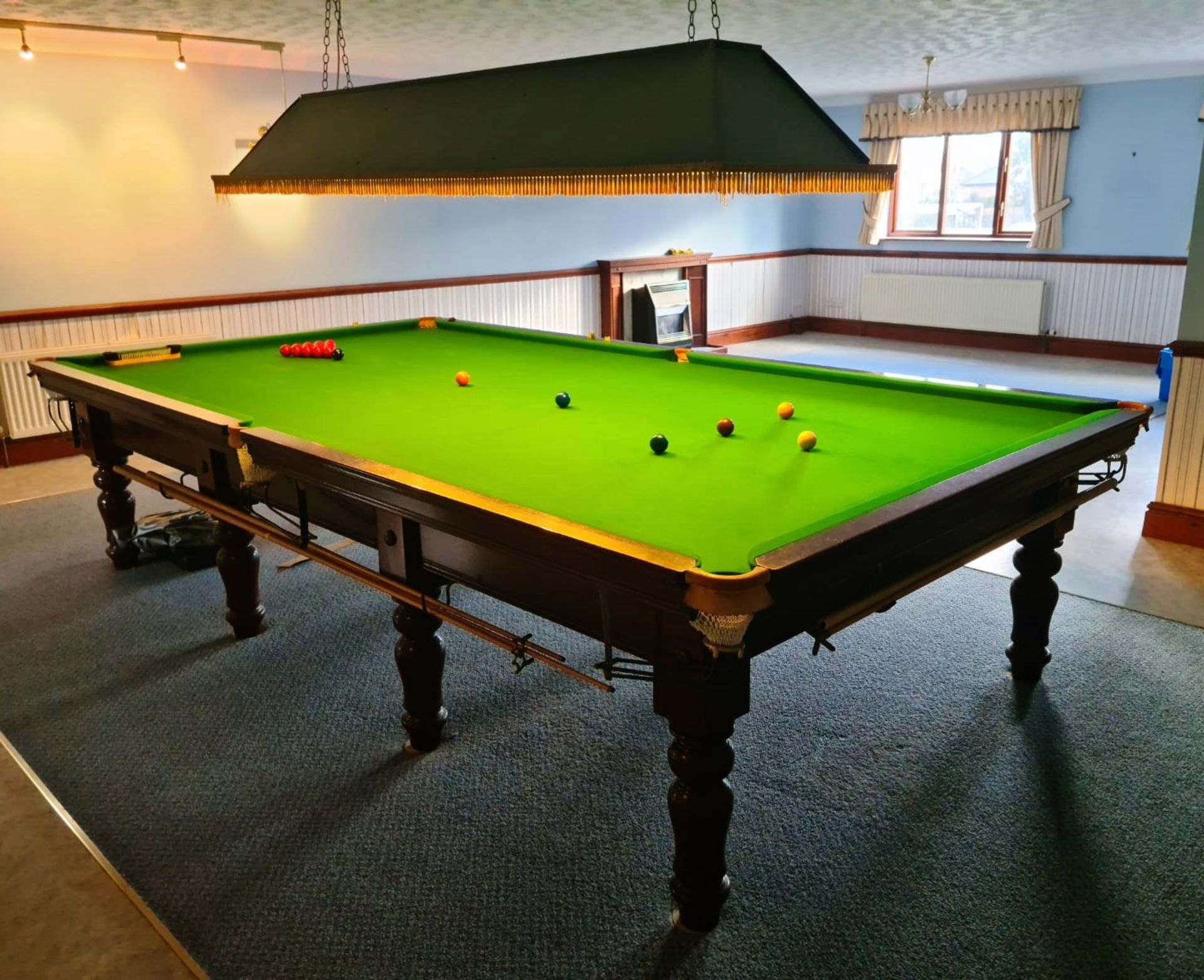 1 x Full-sized 12 x 6, 5-Slate Snooker Table With Ceiling Light And Accessories *NO VAT ON HAMMER* - Image 9 of 10
