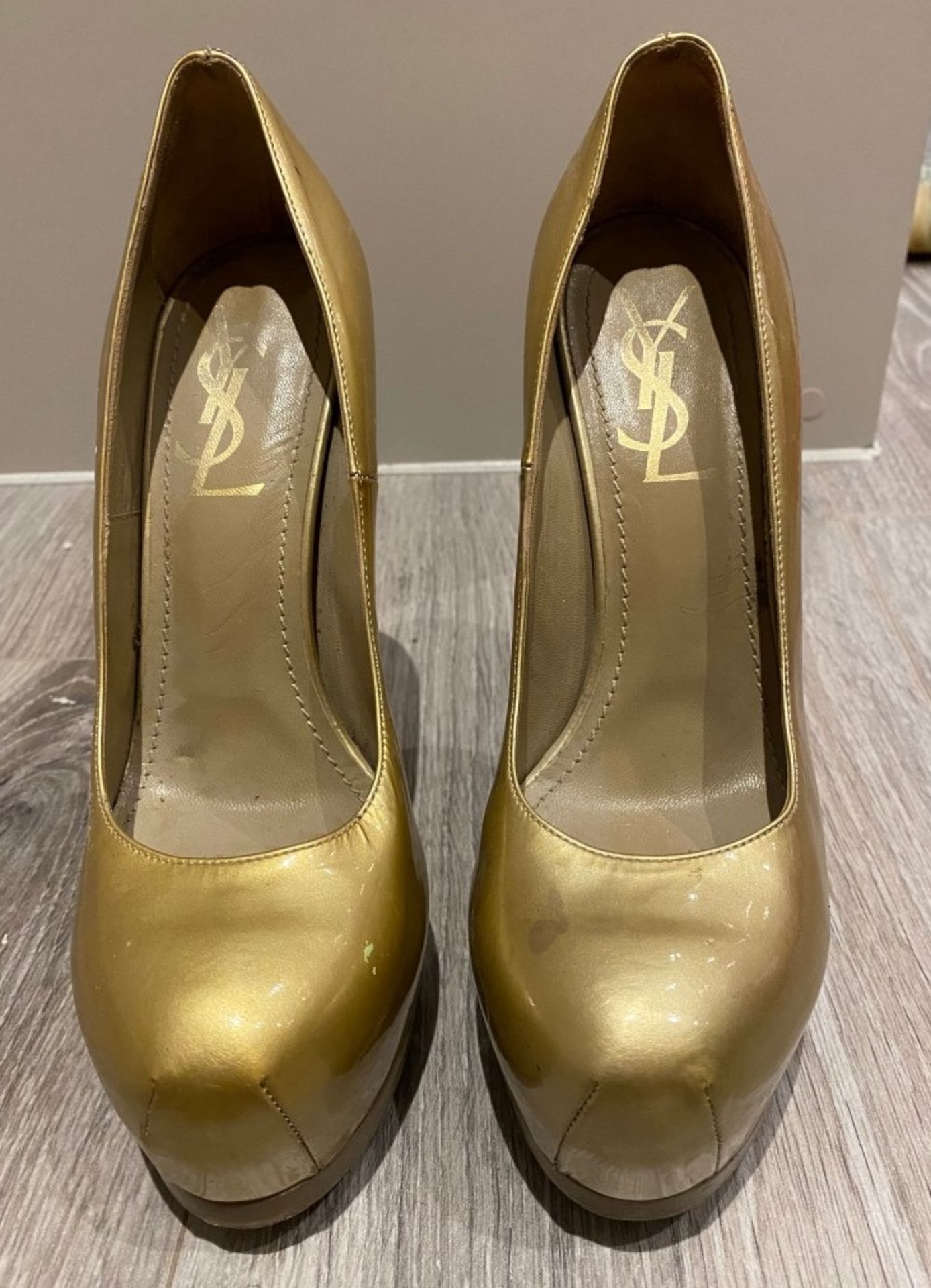 1 x Pair Of Genuine YSL High Heel Shoes In Gold - Size: 36 - Preowned in Worn Condition - Ref: LOT52 - Image 3 of 4