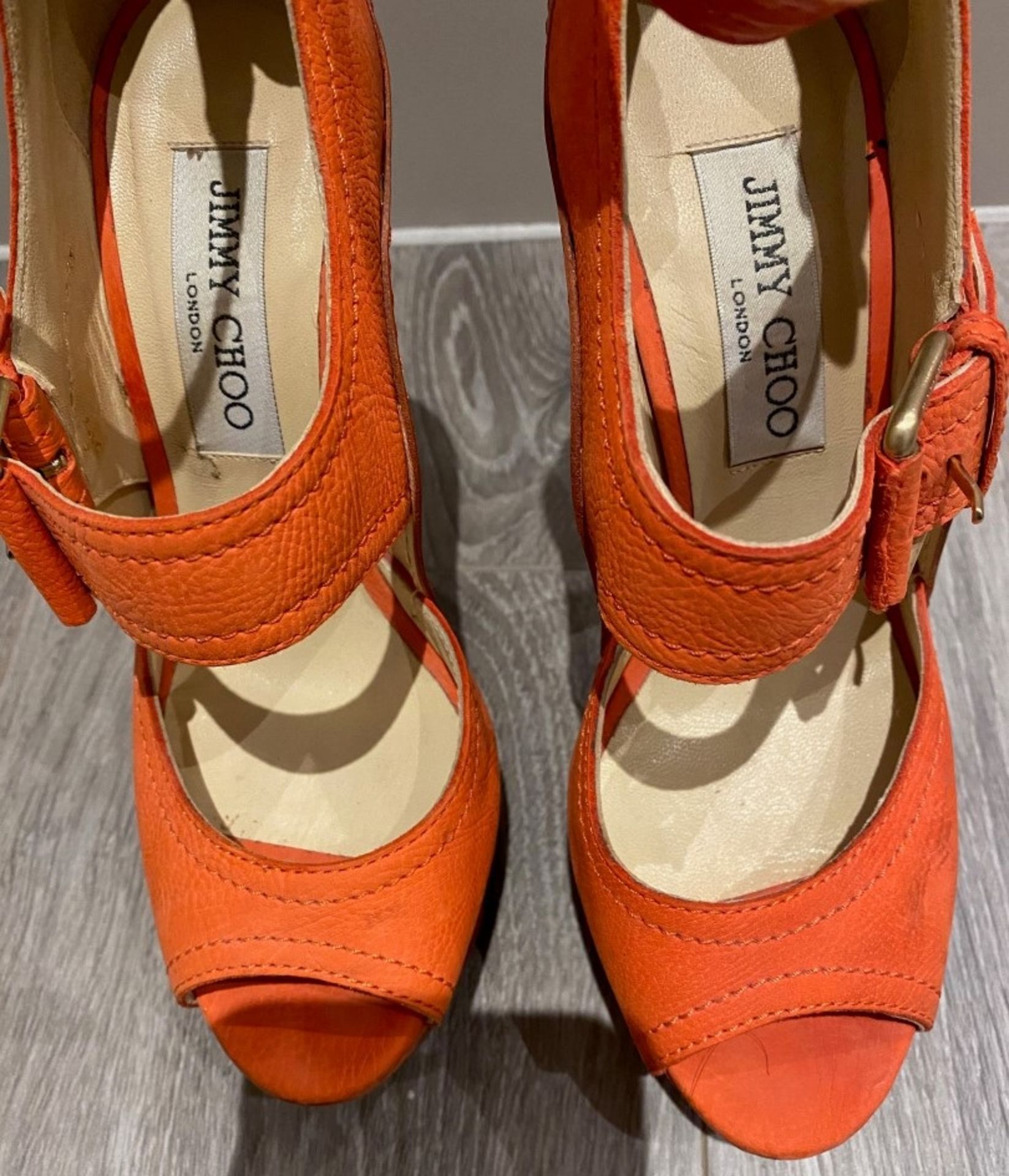 1 x Pair Of Genuine Jimmy Choo High Heel Shoes In Orange - Size: 36 - Preowned in Good Condition - R - Image 4 of 5