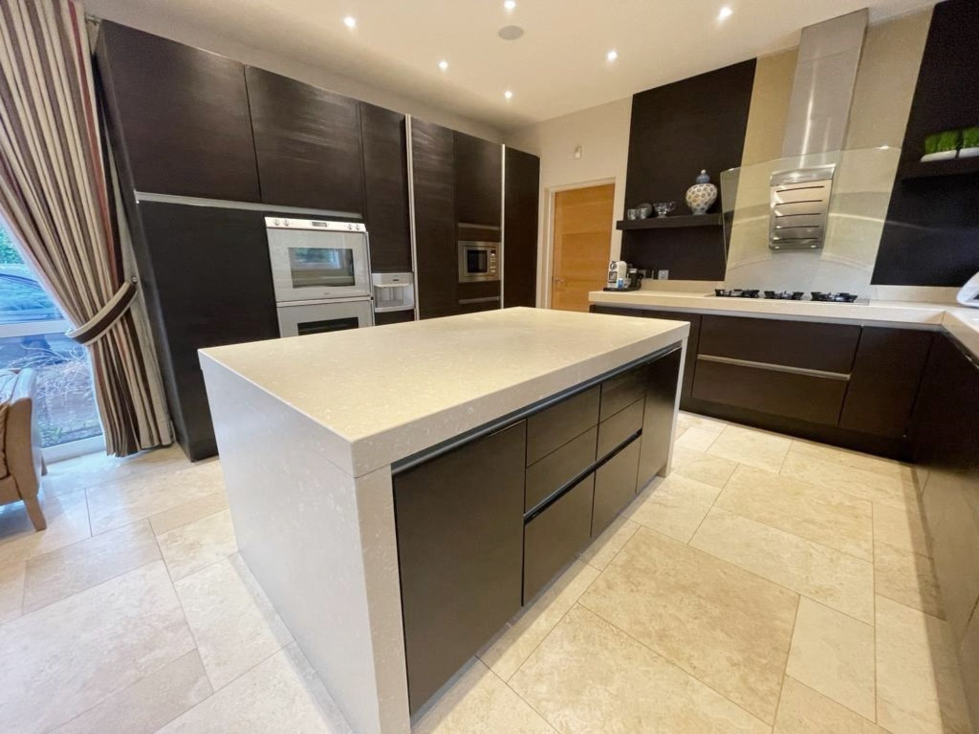 1 x Bespoke SIEMATIC Fitted Kitchen With Gaggenau Appliances, Silstone Worktops, Central Island - Image 2 of 83