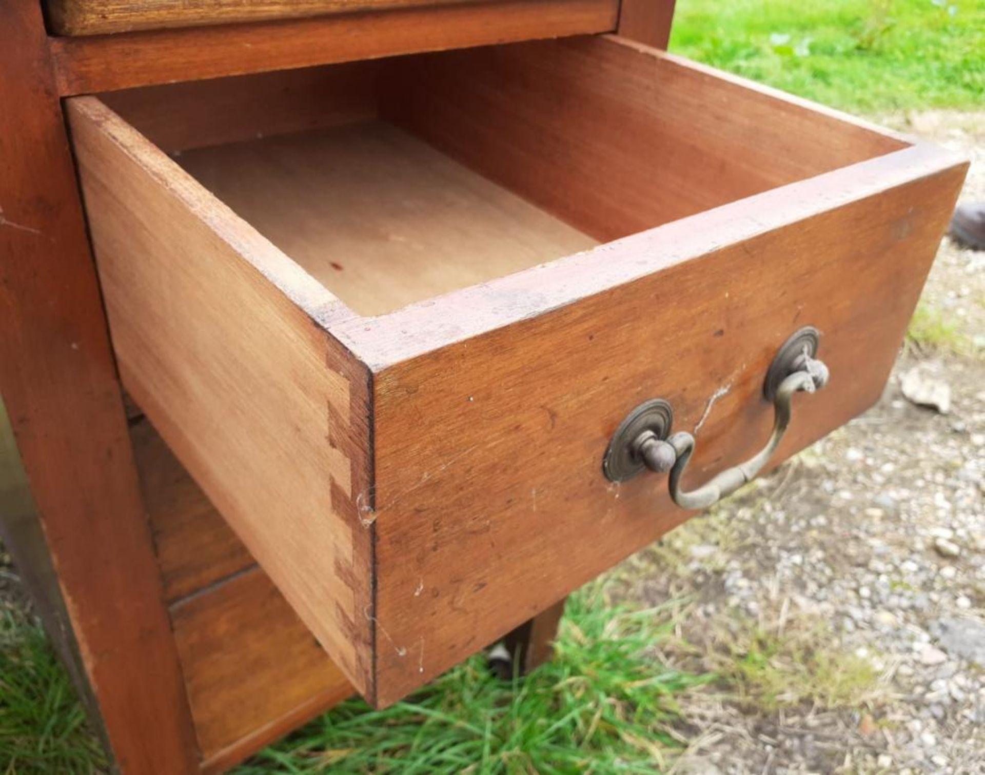 1 x Large Original Writing Desk With Leather Top Pad And Deep Drawers With Original Castors Under - Image 10 of 13