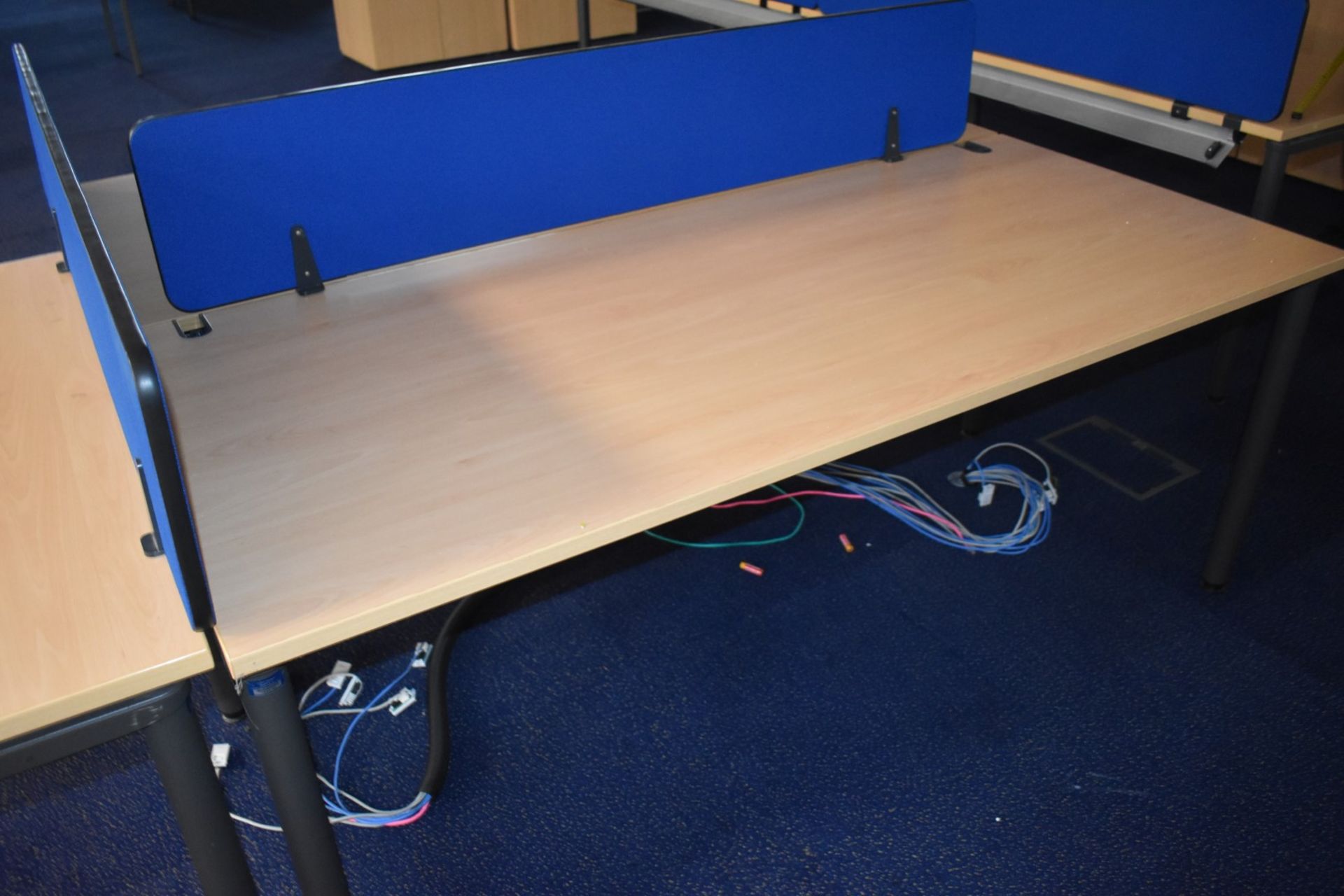 3 x Office Desks in Beech With Dividers - H72 x W120/180 x D60/80 cms - Ref: FF179 D - CL544 - - Image 4 of 5