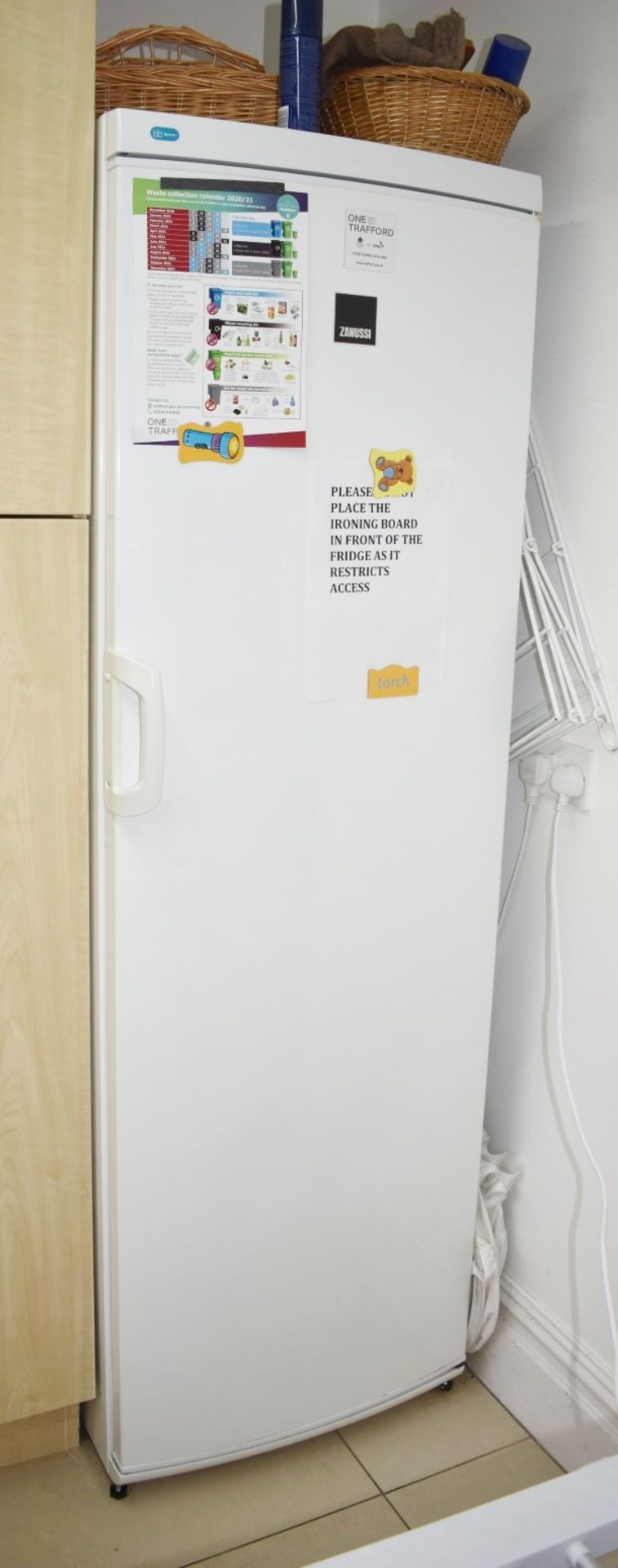 1 x Zanussi Upright Refrigerator - Dimensions: H186 x W60 x D90 cms - No VAT on the Hammer - CL641 -
