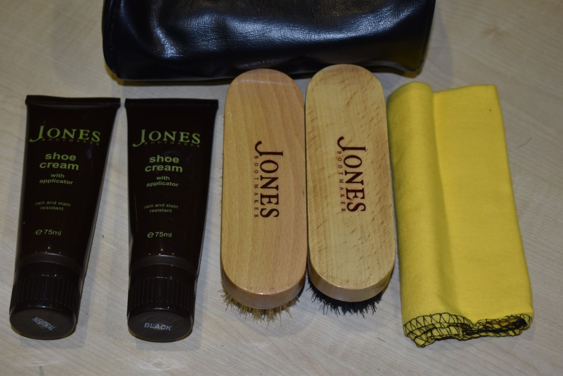 1 x Brand New Jones Shoe Cleaning Kit - Includes Creams, Brushes, Clothe and Carry Case - Ref: - Image 2 of 4