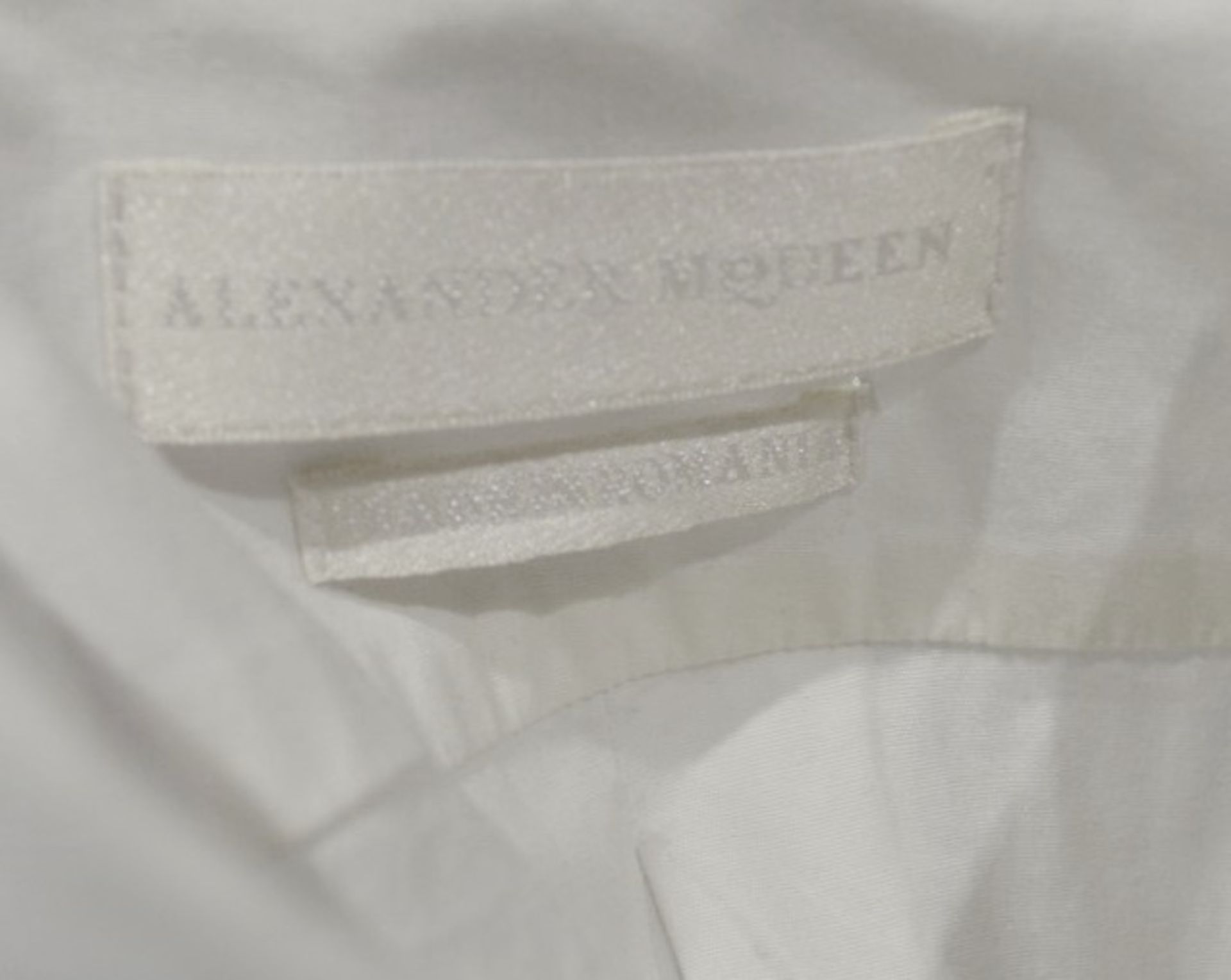 1 x Men's Genuine Alexander Mcqueen Shirt In White - Size: 46 - Original RRP £250.00 - Image 3 of 6