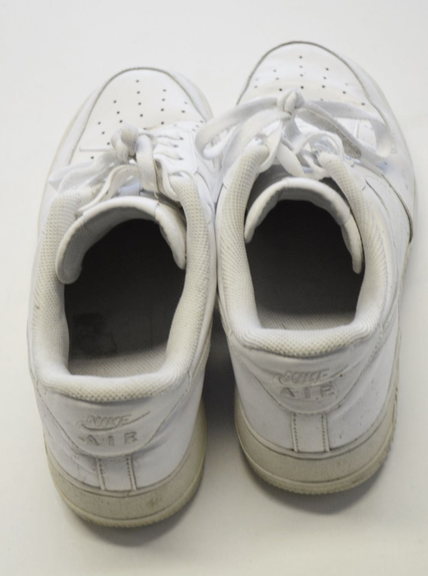 1 x Pair Of Men's Genuine Nike 'Air Force 1 Low' Trainers In White - Size (EU/UK): 44.5/9.5 - - Image 3 of 9