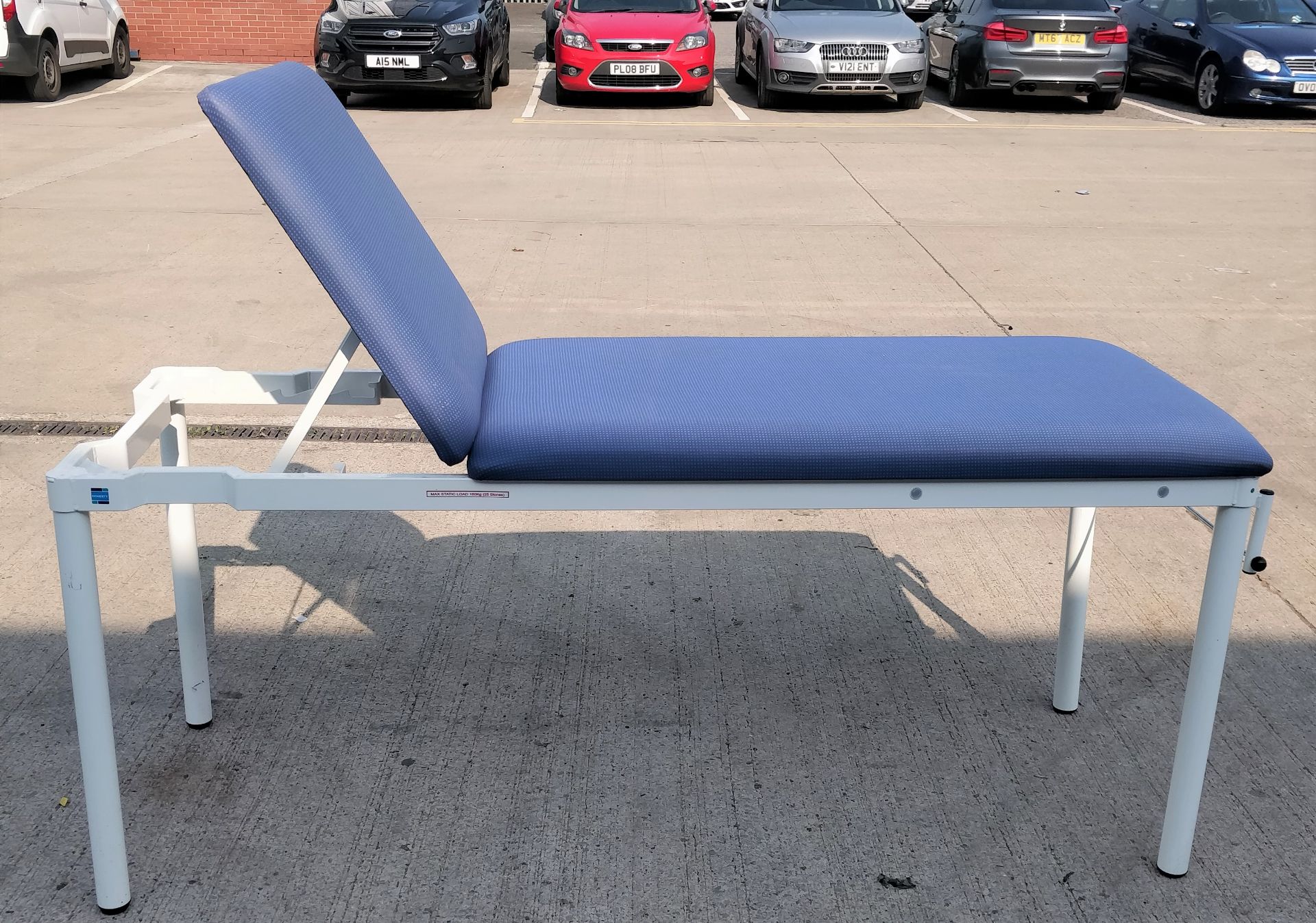 1 x Adjustable Massage Bed - CL011 - Ref WH2 - Location: Altrincham WA14 - Image 2 of 4