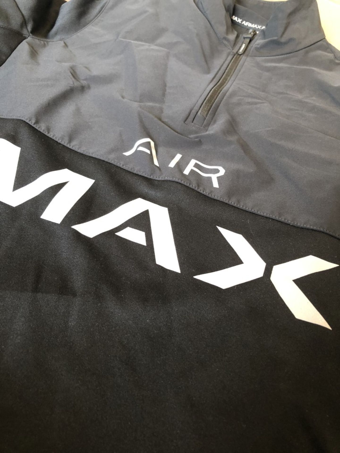1 x Men's Genuine Nike Airmax Quarterzip Tracksuit In Black - Size (EU/UK): L/L - Preowned - Ref: - Image 3 of 11