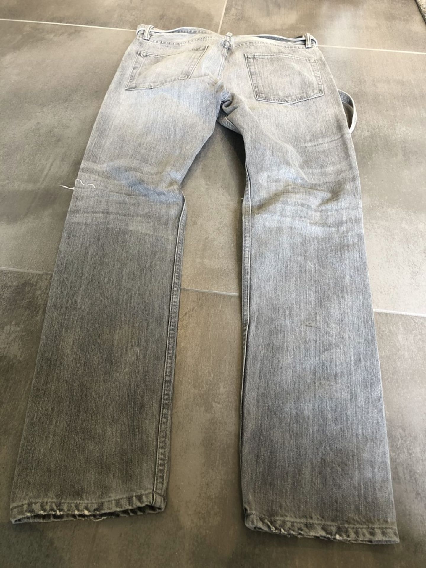 1 x Pair Of Men's Genuine Fear Of God Jeans - Grey With Rips - Size (EU/UK): 32/33/32/33 - - Image 5 of 7