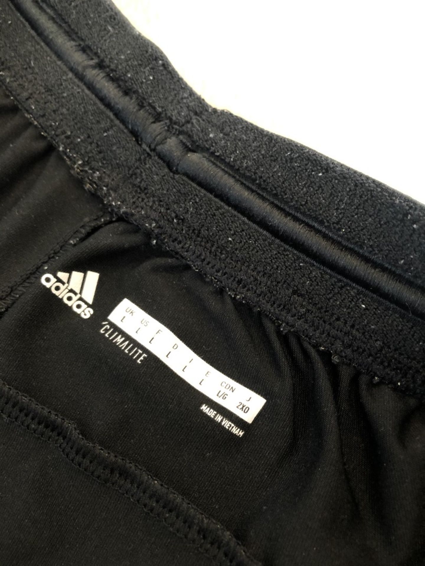 4 x Assorted Pairs Of Men's Genuine Adidas Shorts - AllIn Black - Sizes: L-XL - Preowned - Image 7 of 23