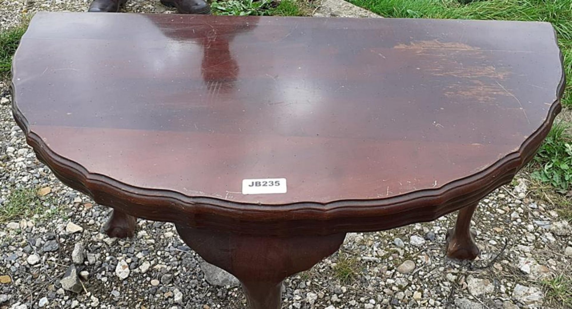 1 x Antique Mahogany Half Moon Hall Table With Ball And Claw Feet - Ref: JB235 - Pre-Owned - NO - Image 4 of 5