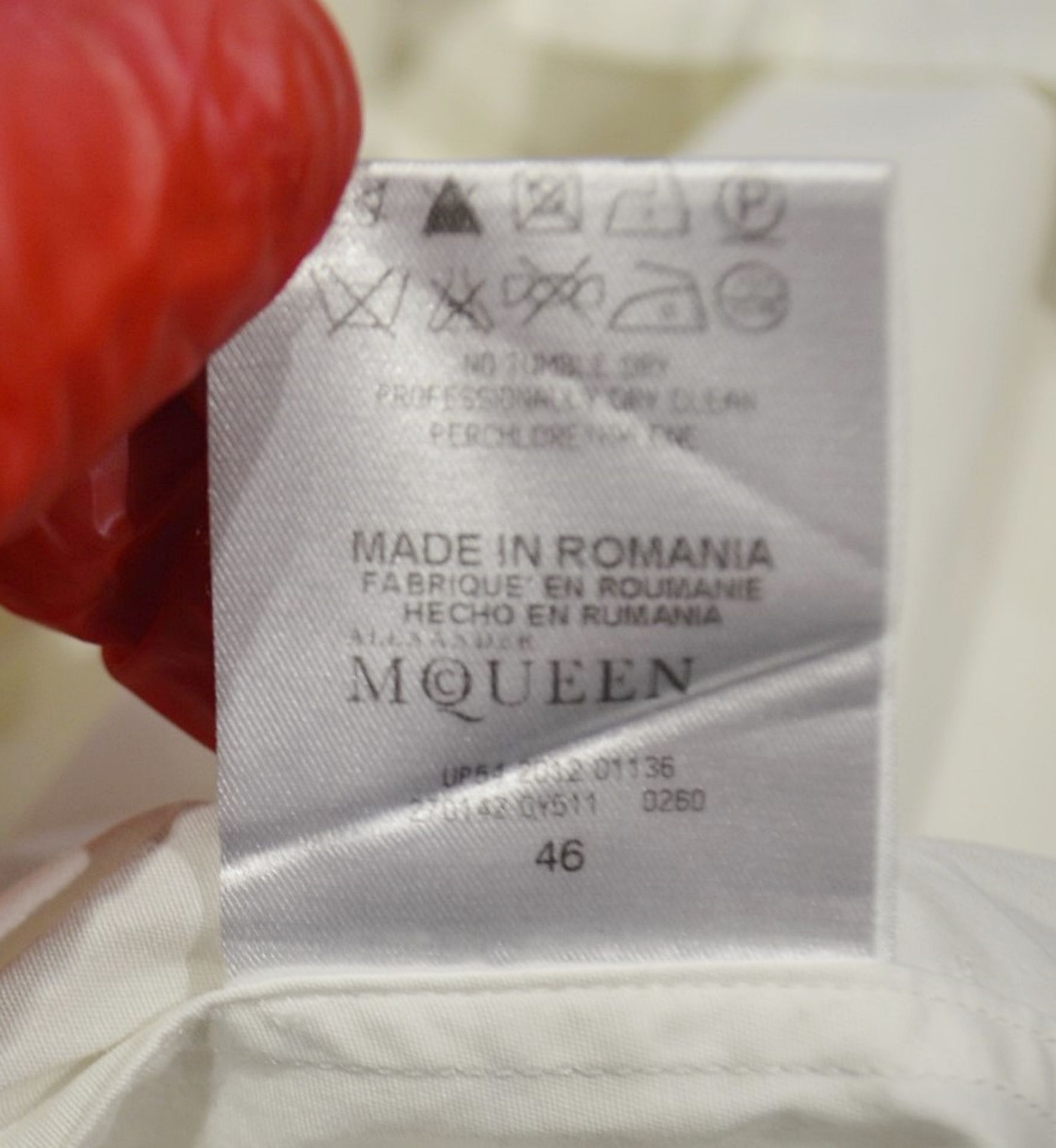 1 x Men's Genuine Alexander Mcqueen Shirt In White - Size: 46 - Original RRP £250.00 - Image 6 of 6