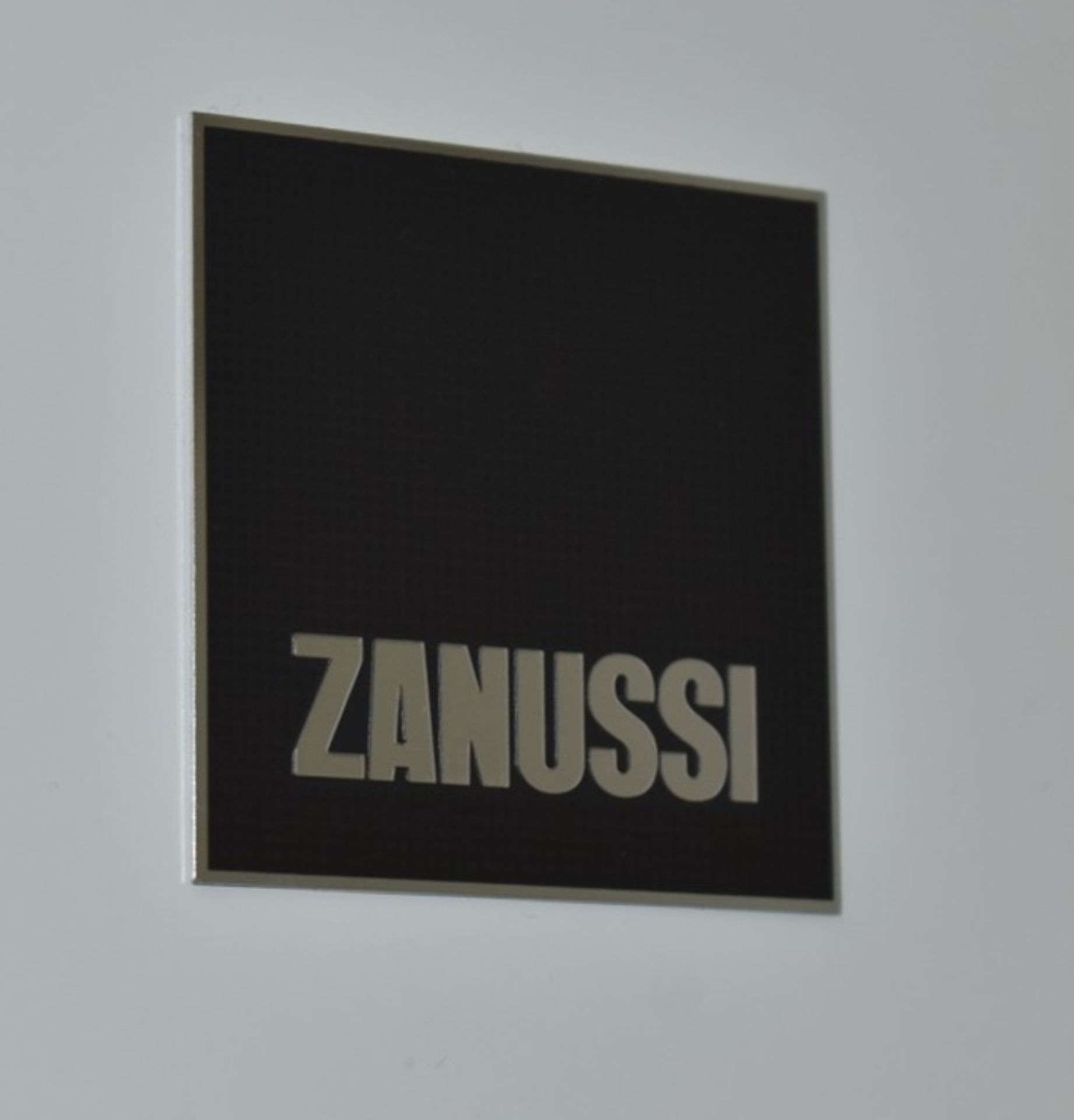 1 x Zanussi Upright Refrigerator - Dimensions: H186 x W60 x D90 cms - No VAT on the Hammer - CL641 - - Image 3 of 3