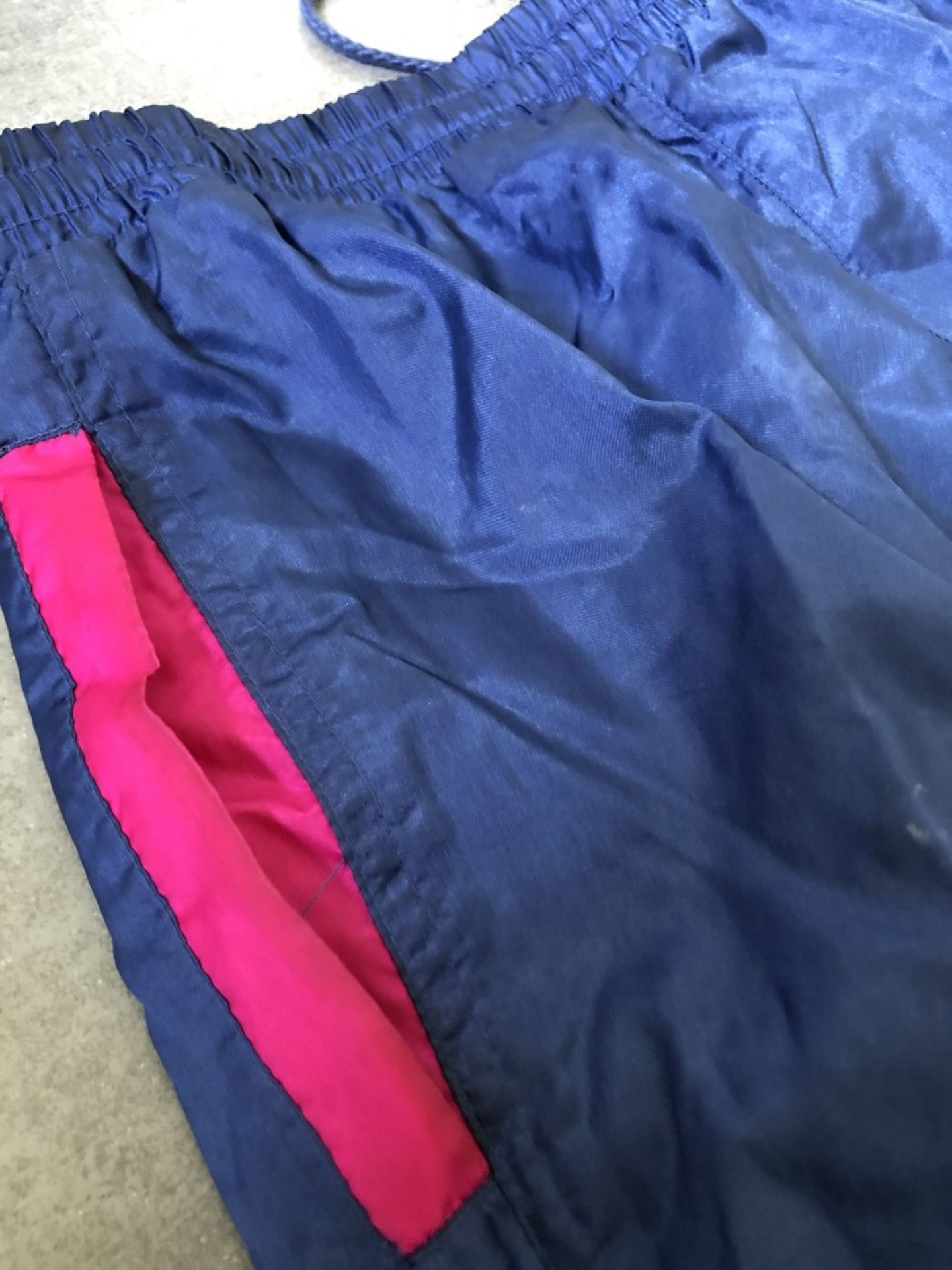 1 x Men's Genuine Vintage Converse Tracksuit In Blue/Pink - Size: Medium - Preowned - Ref: JS112 - - Image 8 of 12