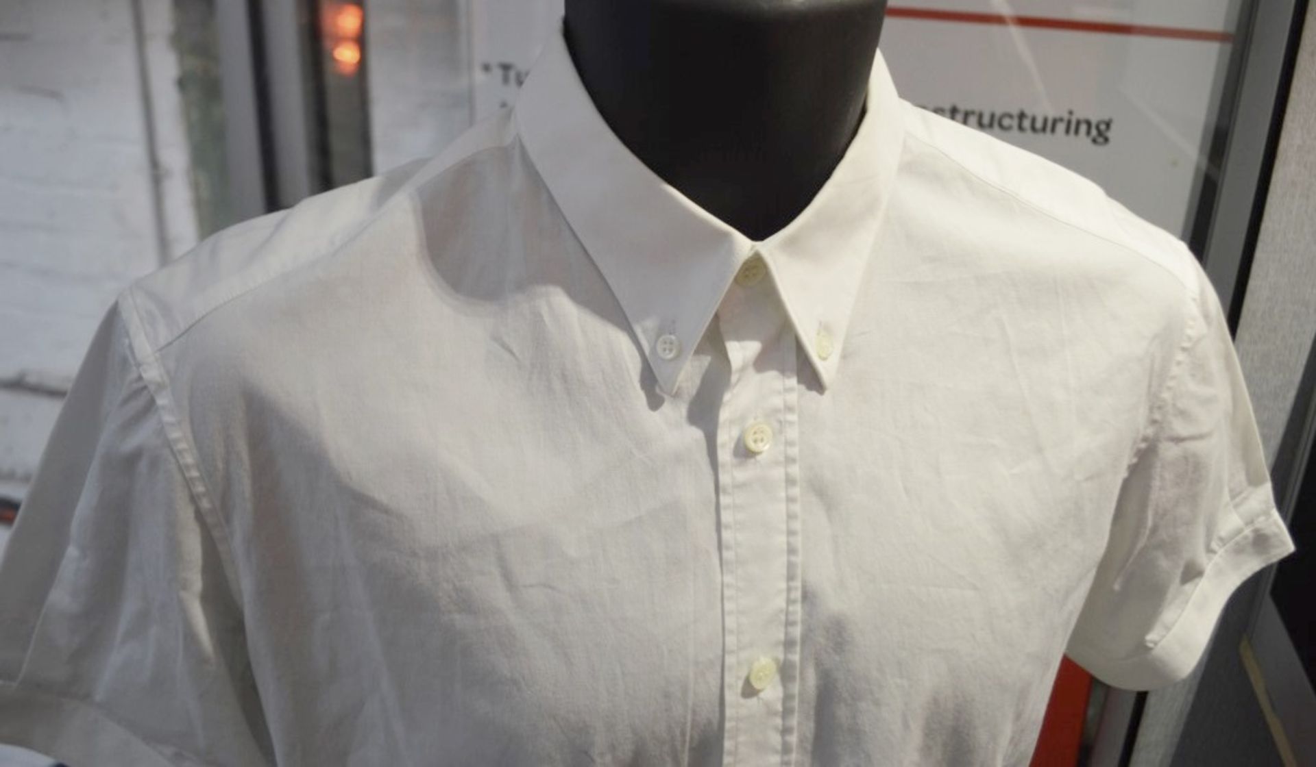 1 x Men's Genuine Alexander Mcqueen Shirt In White - Size: 46 - Original RRP £250.00 - Image 4 of 6