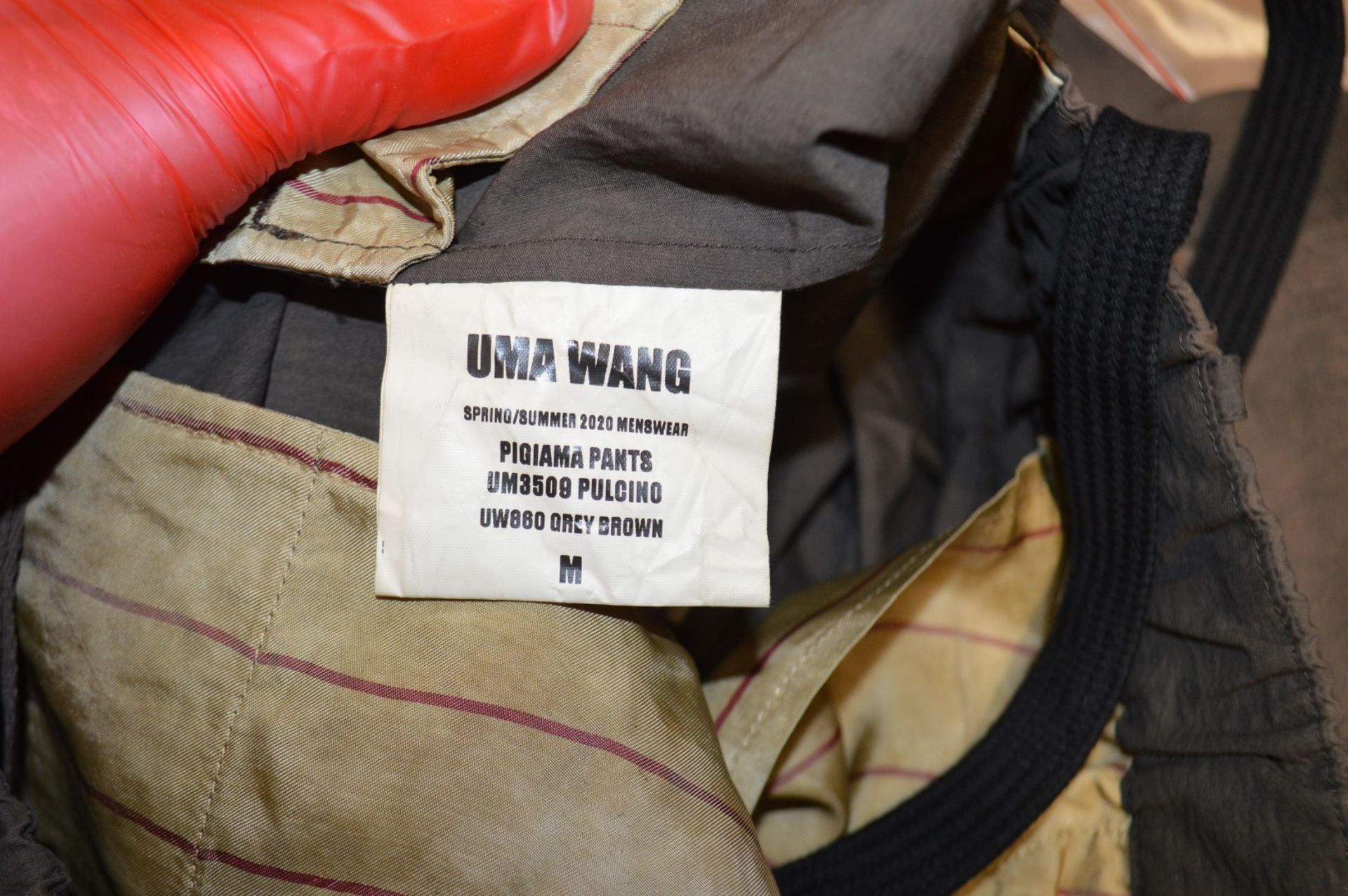 1 x Pair Of Men's Genuine 'Uma Wang' Trousers In Khaki - Size: MEDIUM - Preowned - Ref: JS133 - NO - Image 4 of 8
