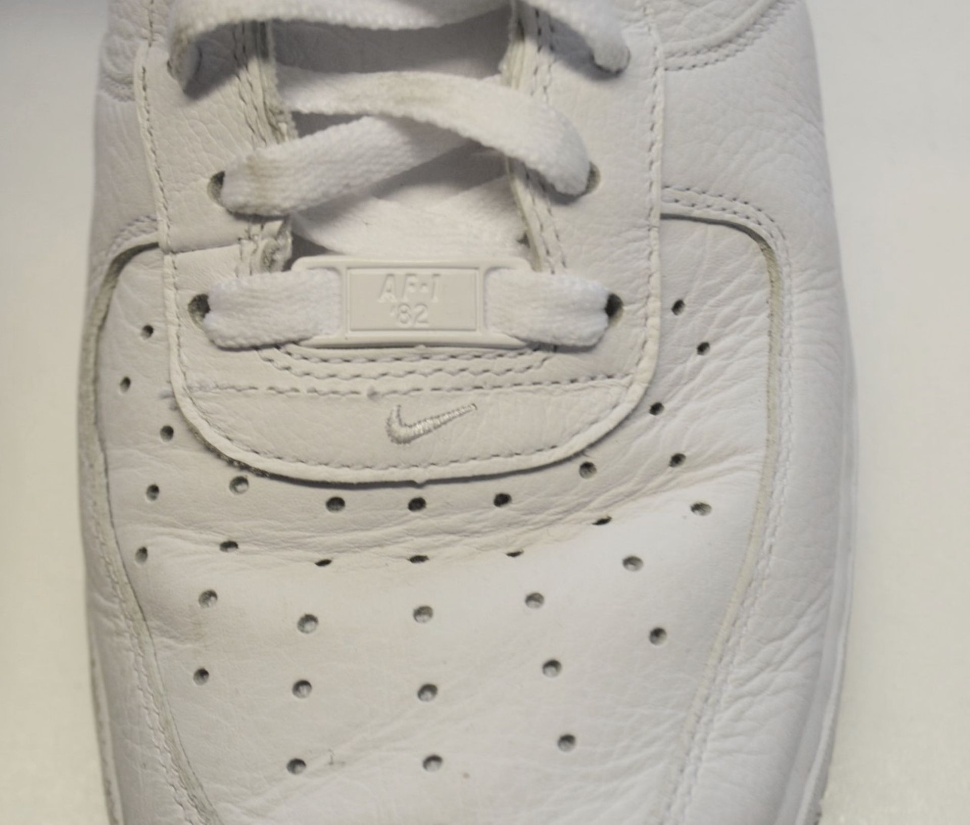 1 x Pair Of Men's Genuine Nike 'Air Force 1 Low' Trainers - Nikeconnect Nyc - Size (EU/UK): 45.5/ - Image 6 of 6