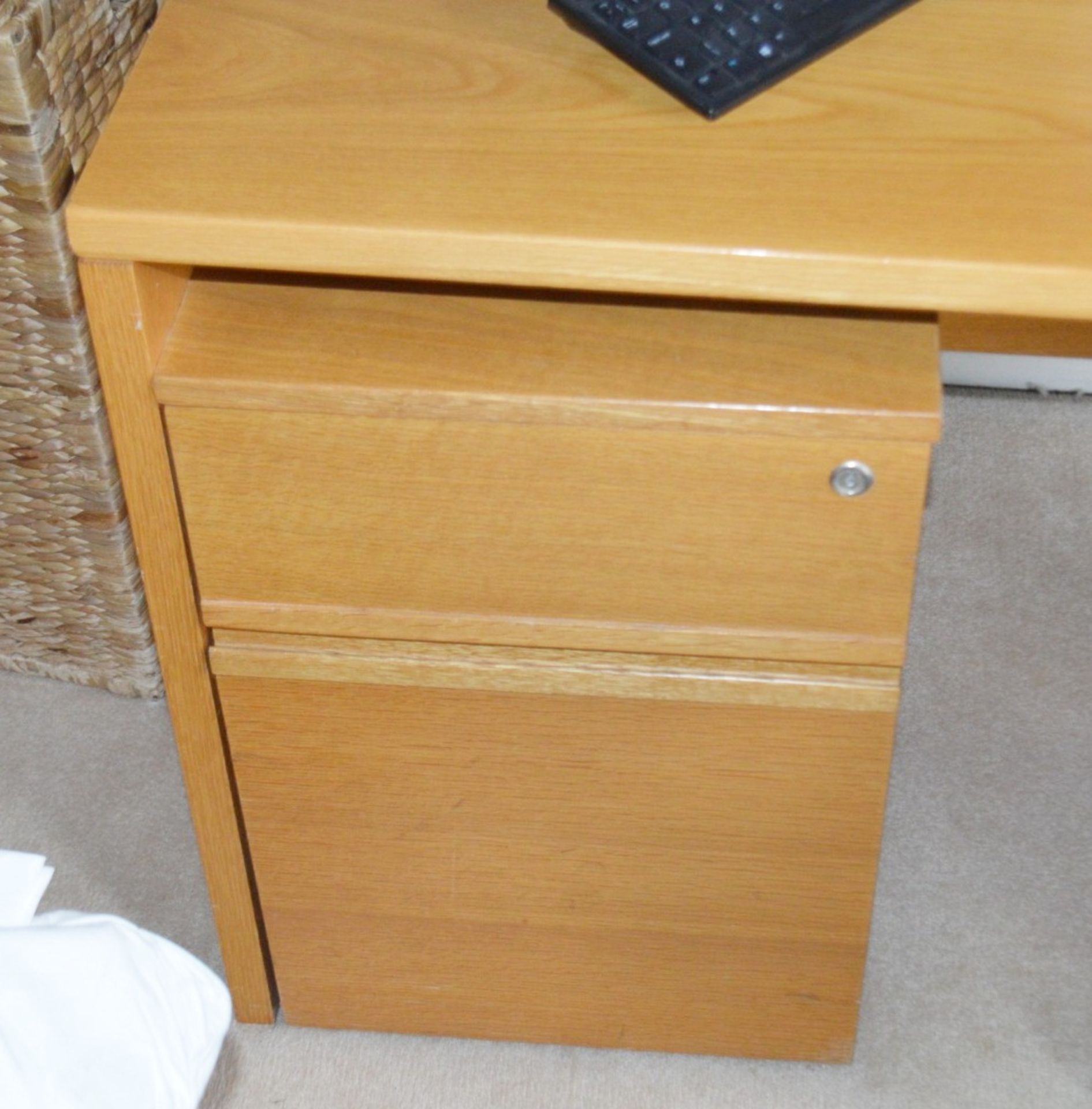 3-Piece Bedroom Set - Includes Desk, Chair And Wicker Basket - NO VAT ON THE HAMMER - CL630 - - Image 3 of 5