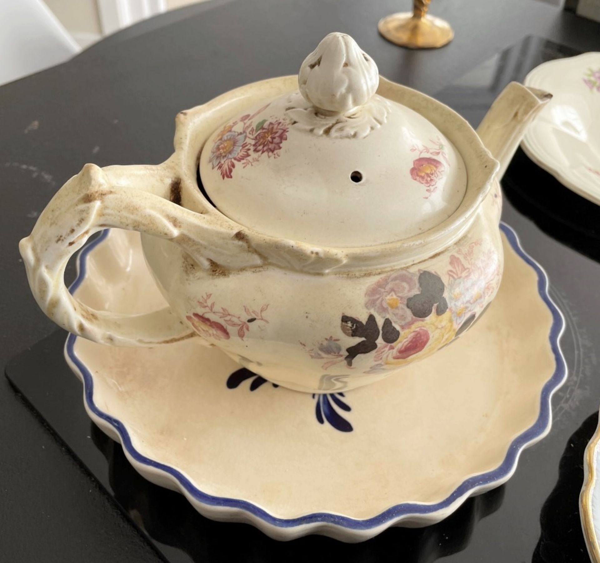 5 x Assorted Items Of Antique / Vintage Tableware  - From An Exclusive Property In Leeds - No VAT on - Image 3 of 9