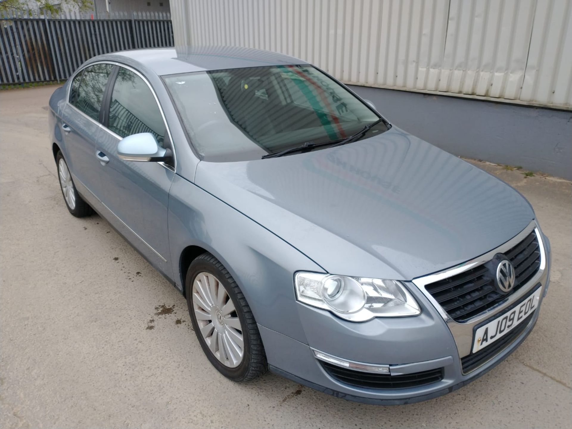 2009 Volkswagen Passat highline Tdi 110 2.0 5Dr Hatchback - CL505 - NO VAT ON THE HAMM - Image 3 of 16