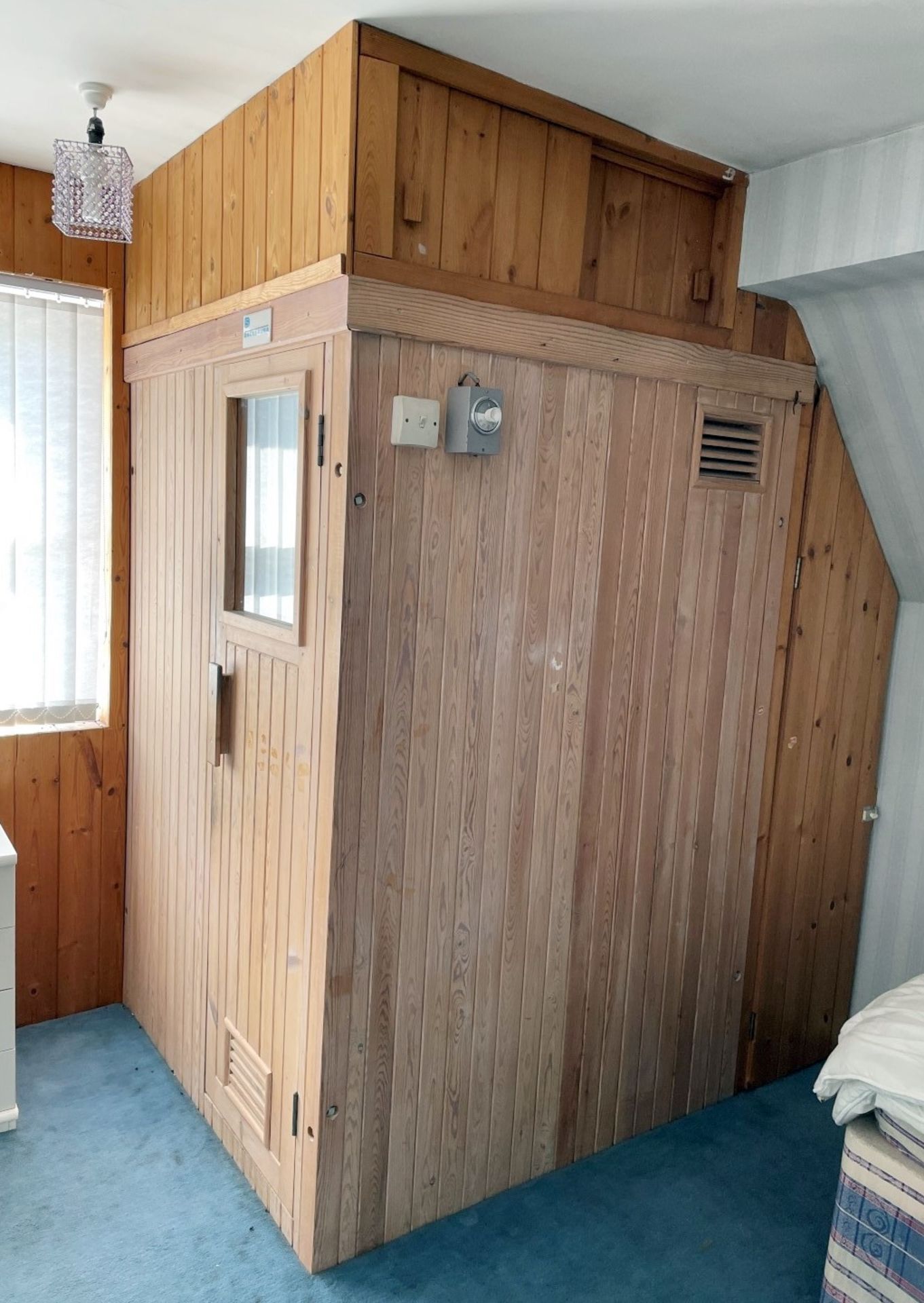 1 x DALESAUNA Wooden Indoor Sauna - Dimensions: 128 x 122.5 x H187cm - From An Exclusive Property In - Image 2 of 12